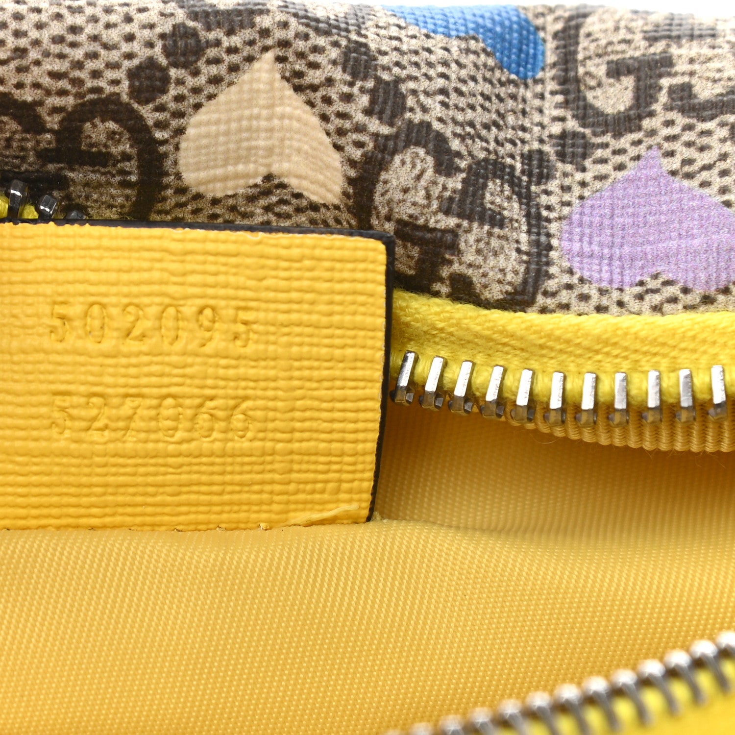 Gucci Soft GG Supreme Monogram Hearts Web Childrens Belt Bag Beige Ebony Multicolor Freesia 7 of 10