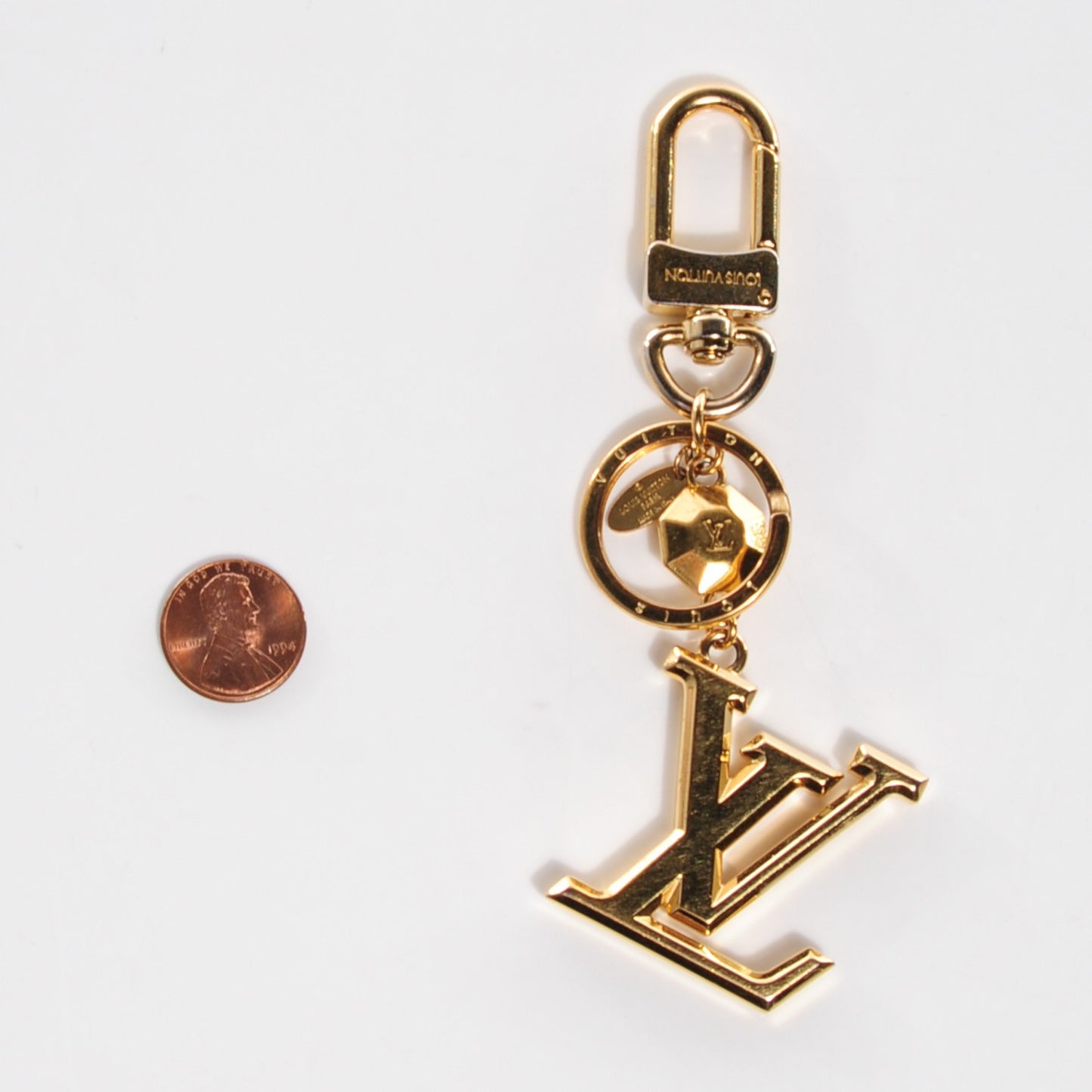 LV Facettes Key Holder Gold