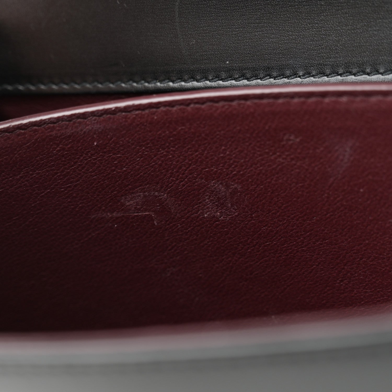 Saint Laurent Smooth Calfskin Medium Classic Monogram Cassandra Top Handle Black Rouge Legion 11 of 14