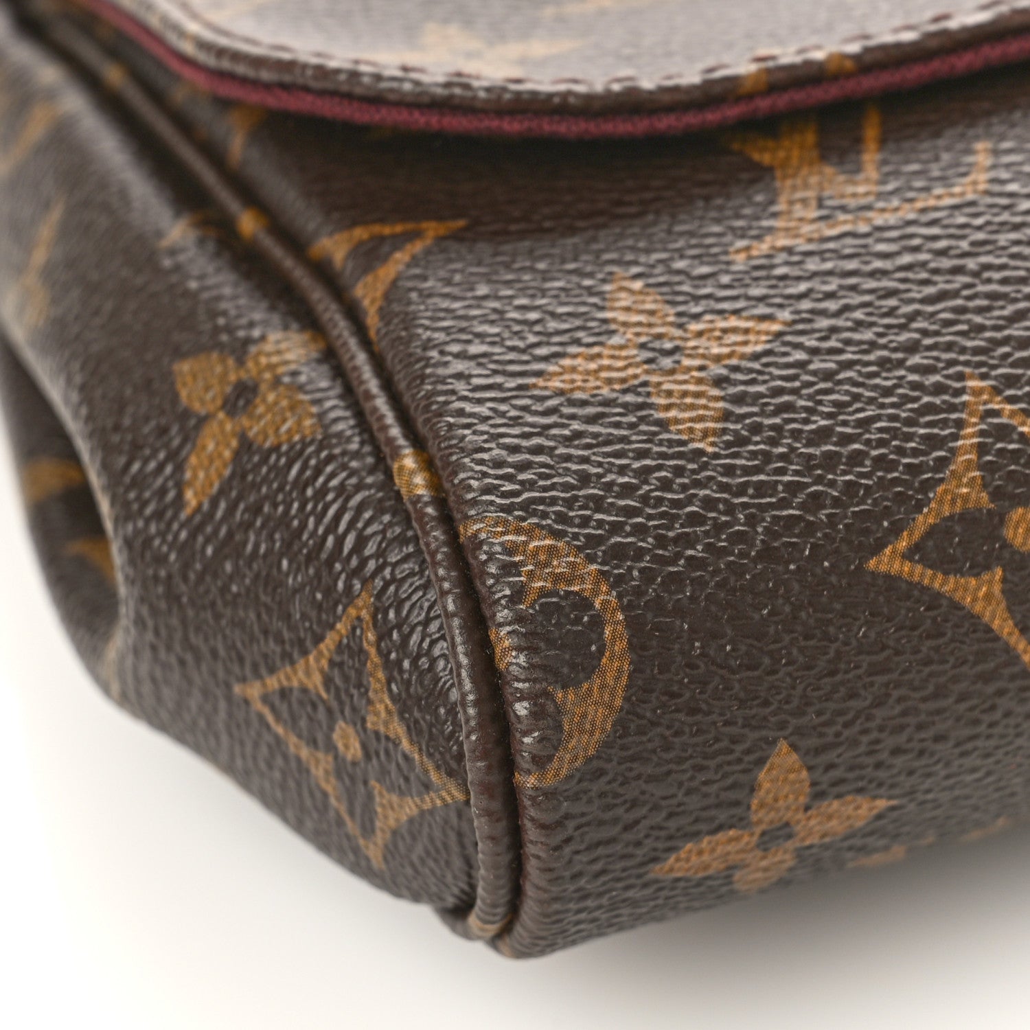 Louis Vuitton Monogram Favorite MM 7 of 8