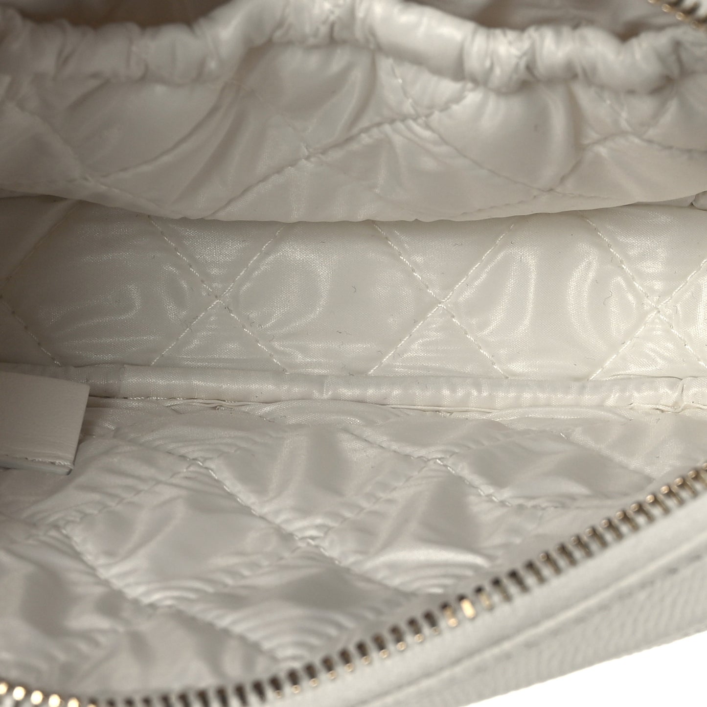 Caviar Quilted Small Curvy Pouch Cosmetic Case White