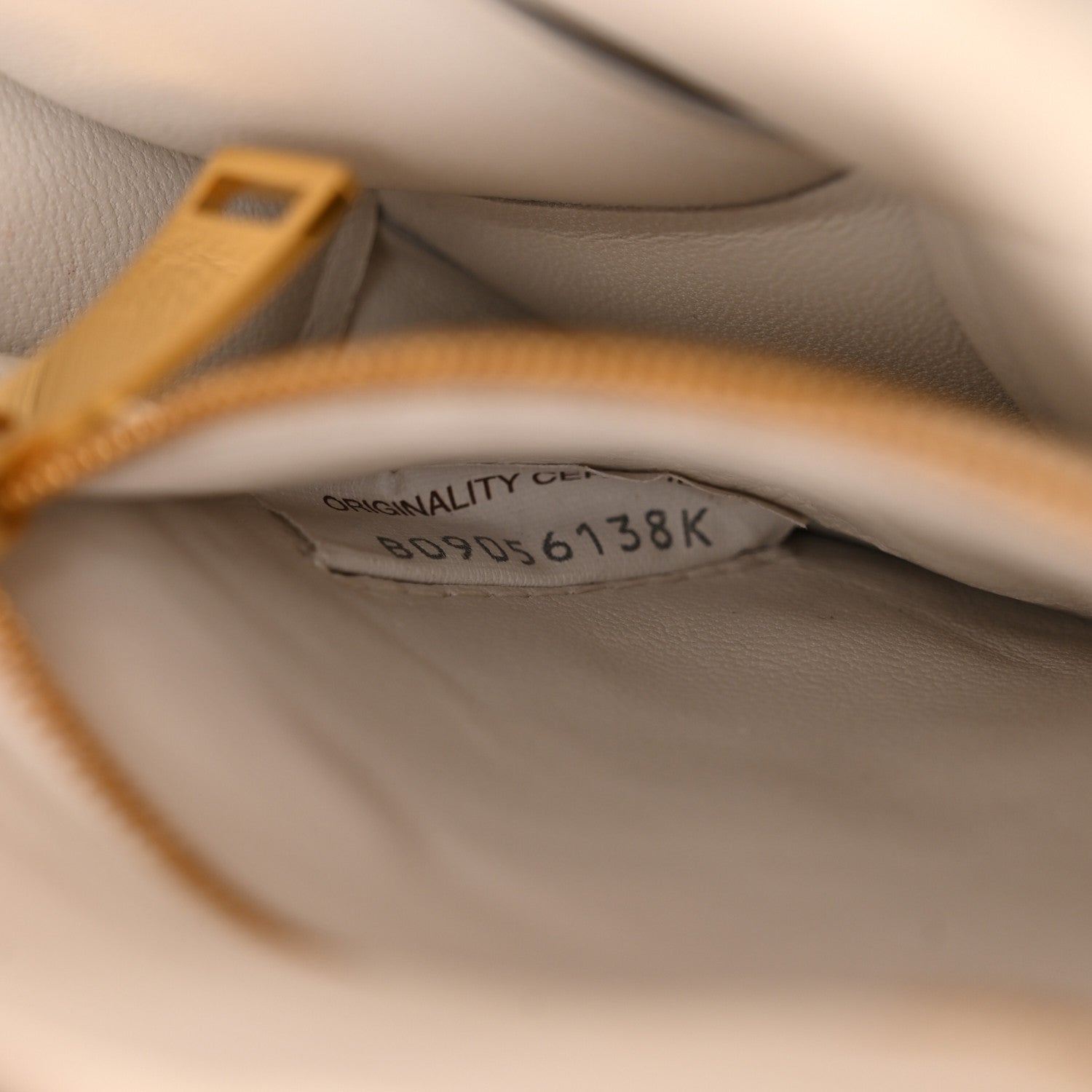 Bottega Veneta Lambskin Maxi Intreccio Padded Chain Cassette Crossbody Bag White 7 of 14