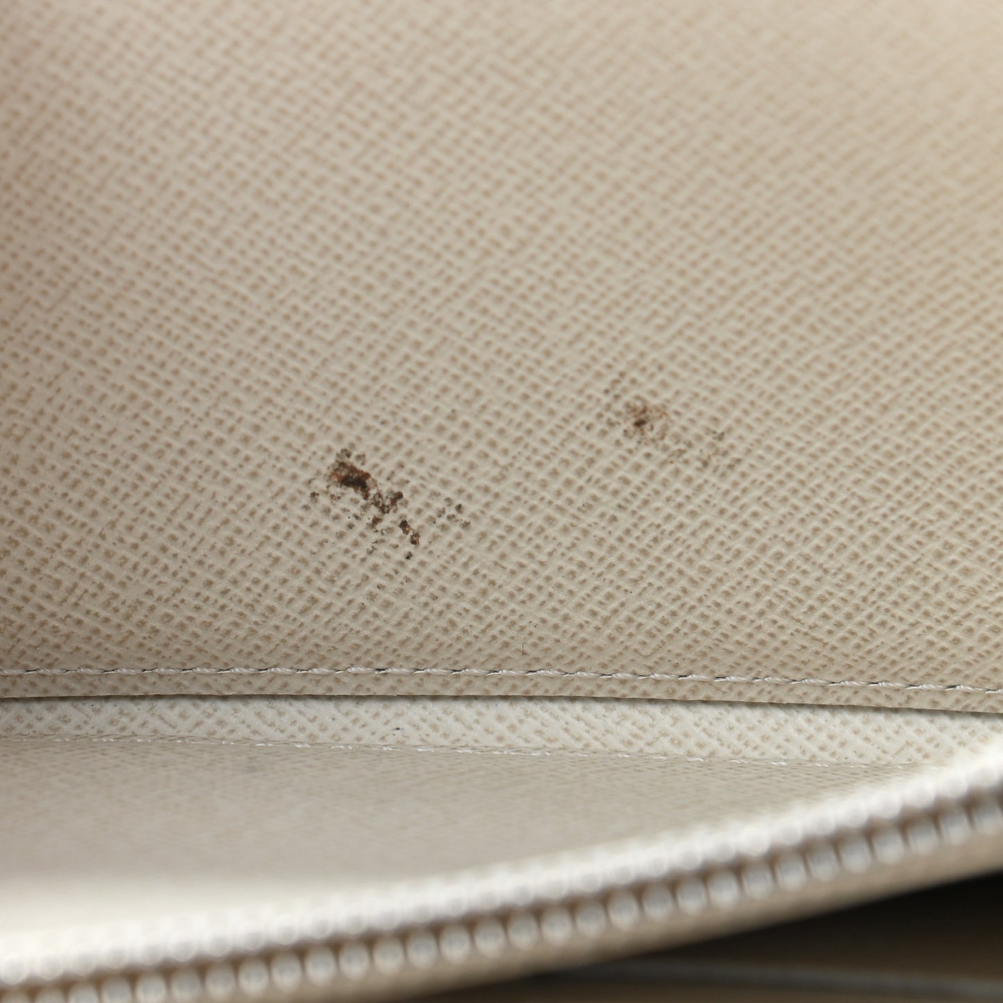 Epi Zippy Wallet Ivory