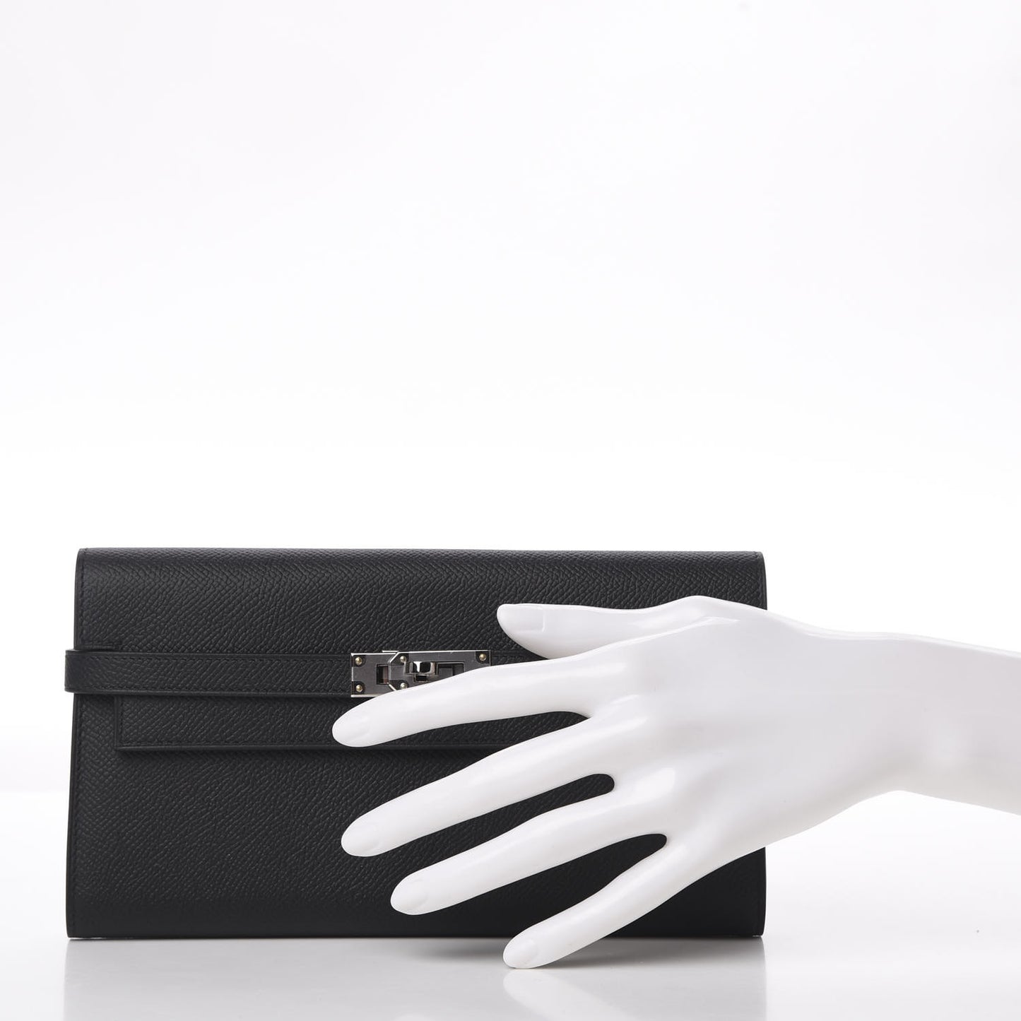 Epsom Kelly Longue Wallet Black