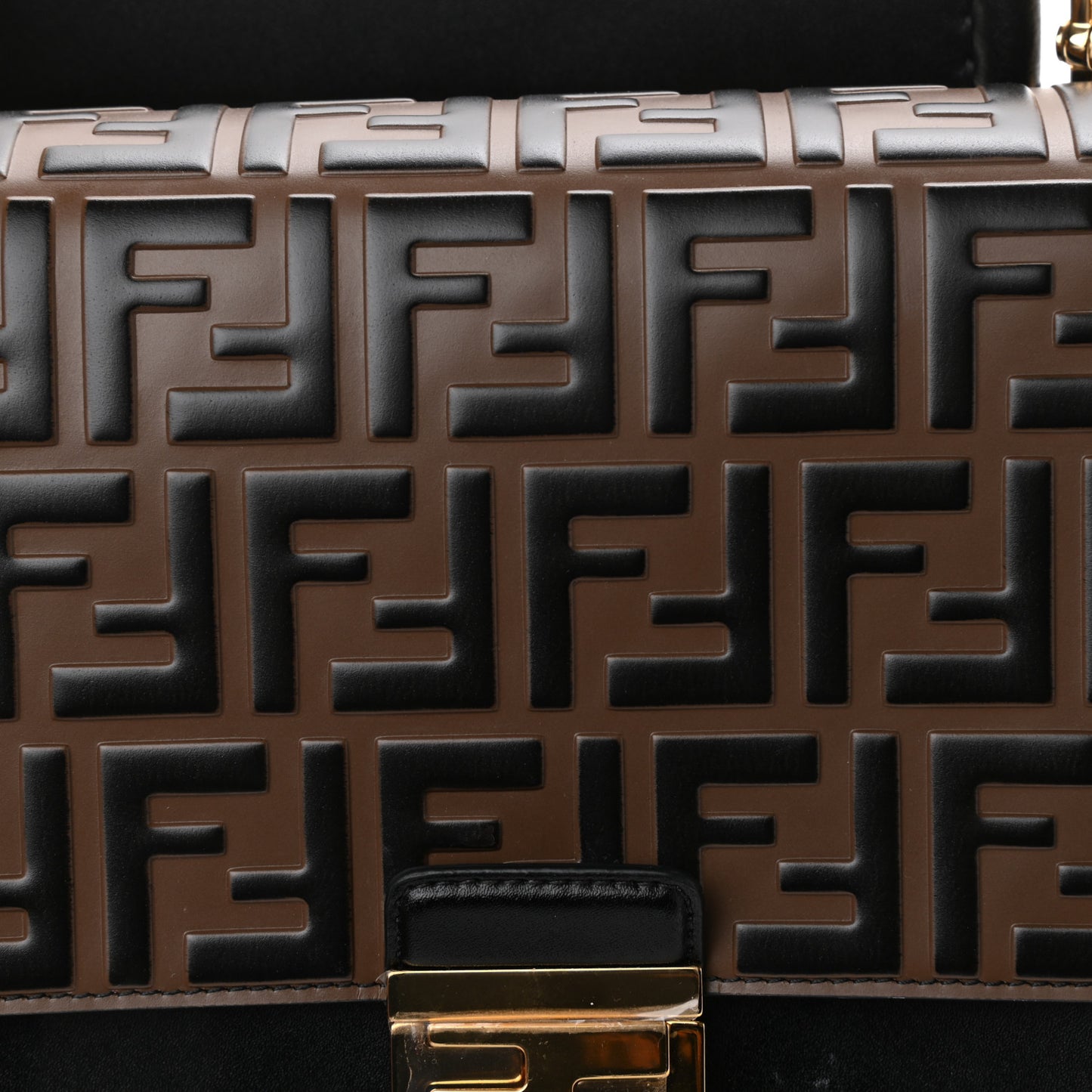 Vitello Liberty Bi-Color FF 1974 Embossed Chain Strap Kan U Shoulder Bag Black Maya