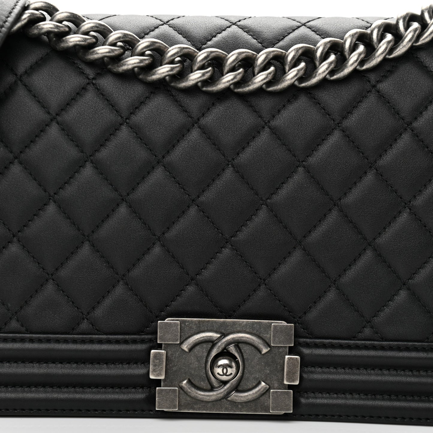 Calfskin Quilted Medium Boy Flap Black