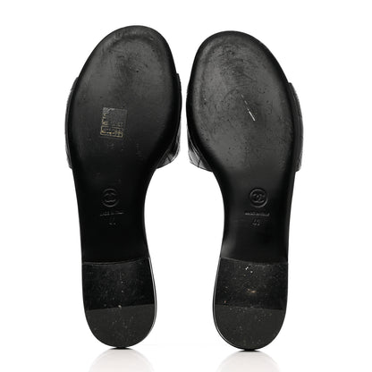 Chanel Lambskin Quilted CC Turnlock Sandals 41 Black 5 of 11