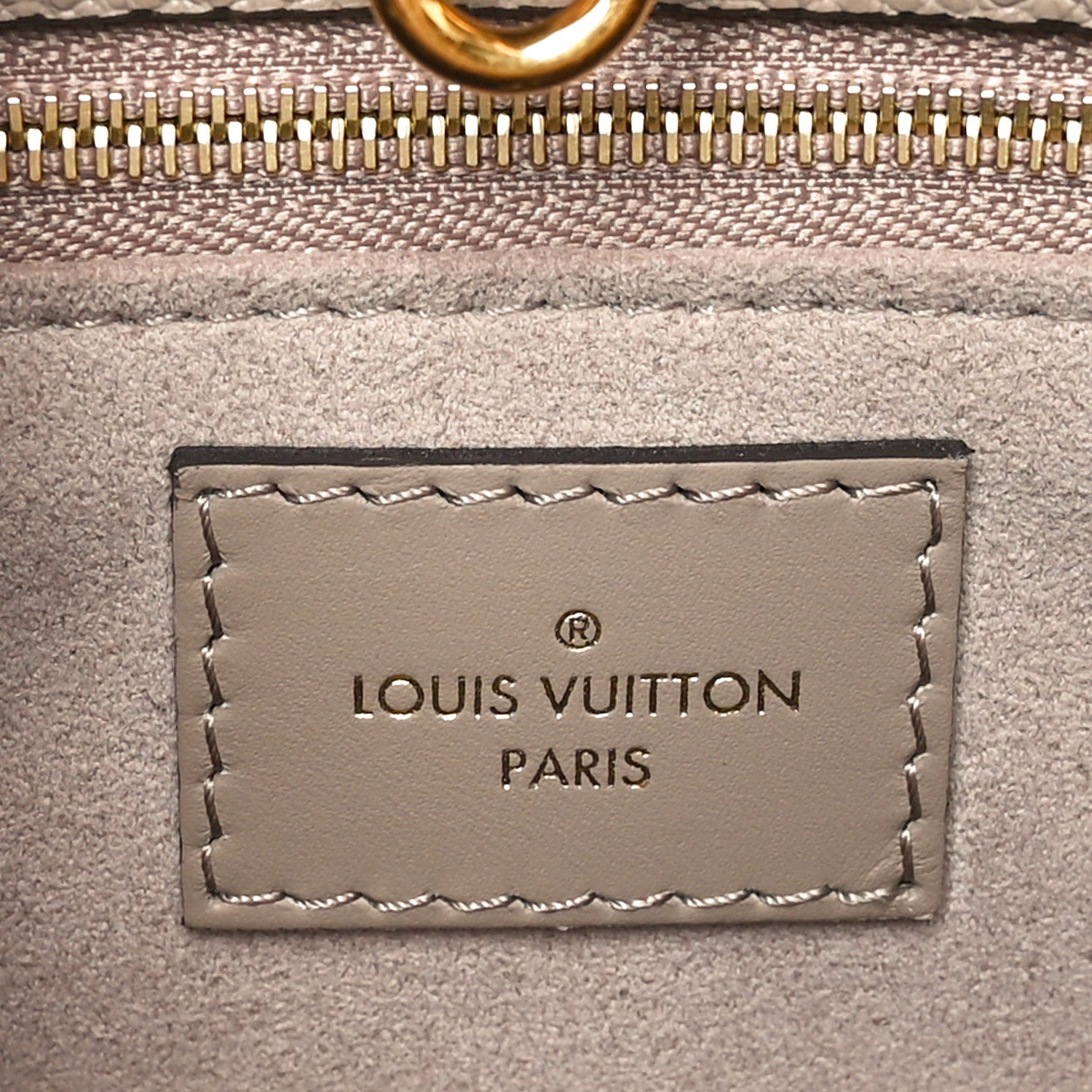 Louis Vuitton Empreinte Monogram Giant Onthego MM Tourterelle 6 of 10