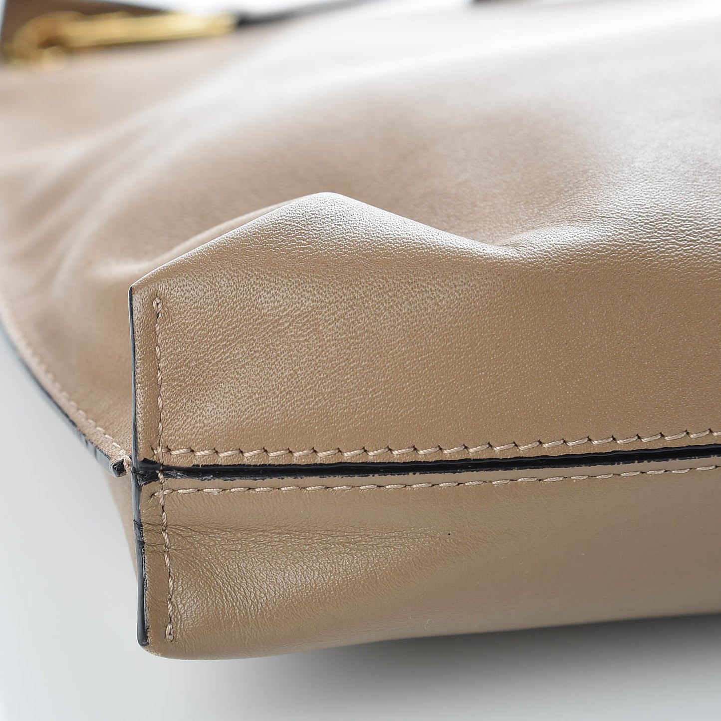 Calfskin T Pouch Mink