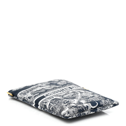 Christian Dior Technical Fabric Embroidered Toile De Jouy DiorTravel Multifunction Pouch Blue 5 of 10