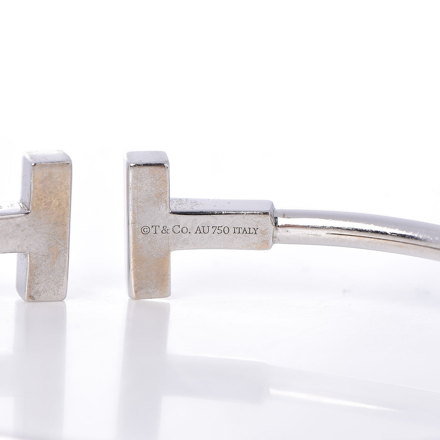 18K White Gold Diamond T Wire Bracelet