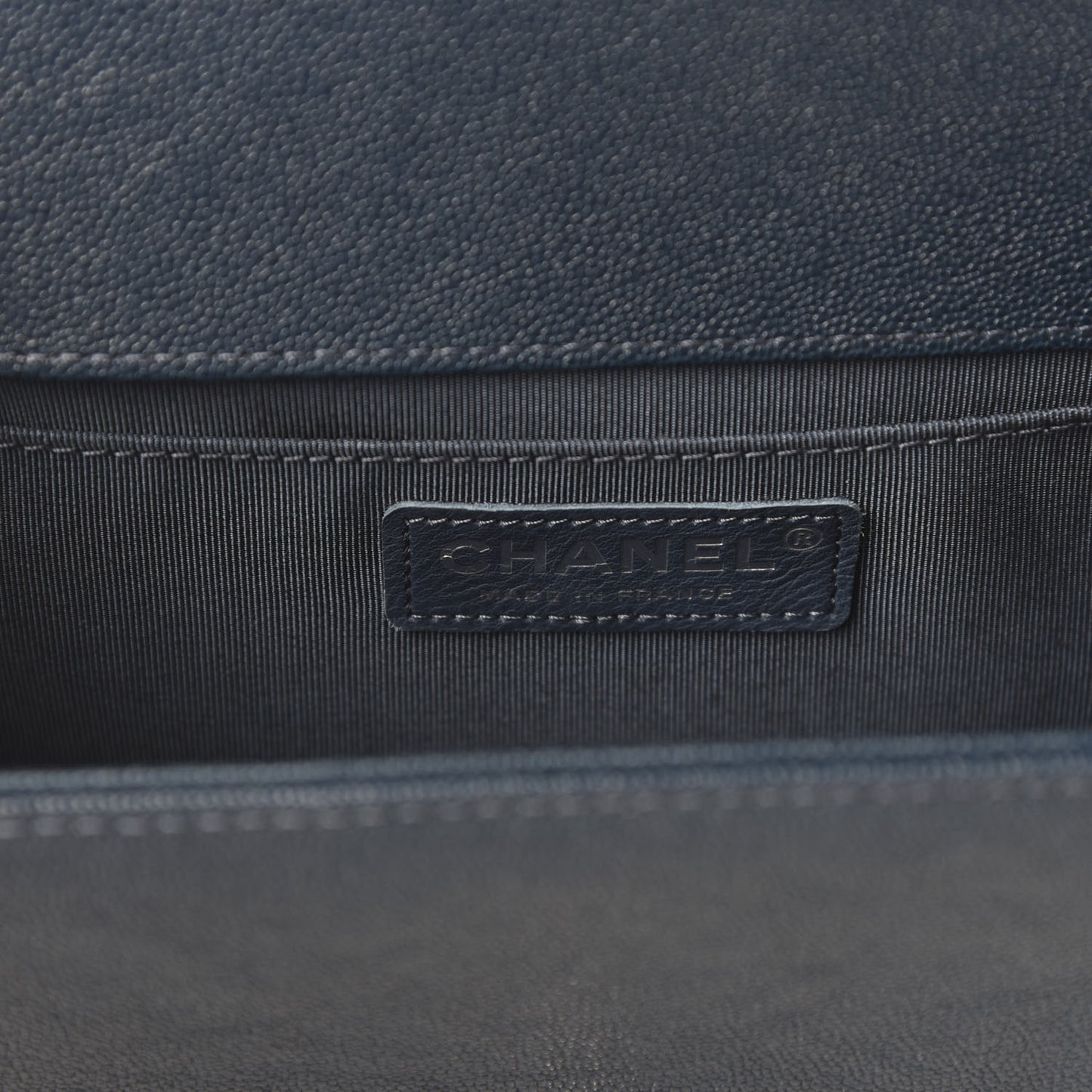 Caviar Quilted Medium Boy Flap Navy