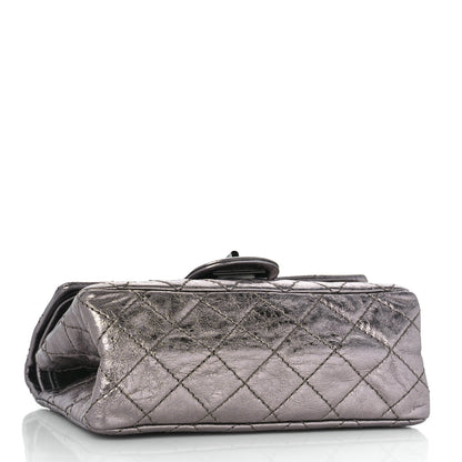 Chanel Metallic Aged Calfskin Quilted 2.55 Reissue 224 Flap Silver 4 of 10