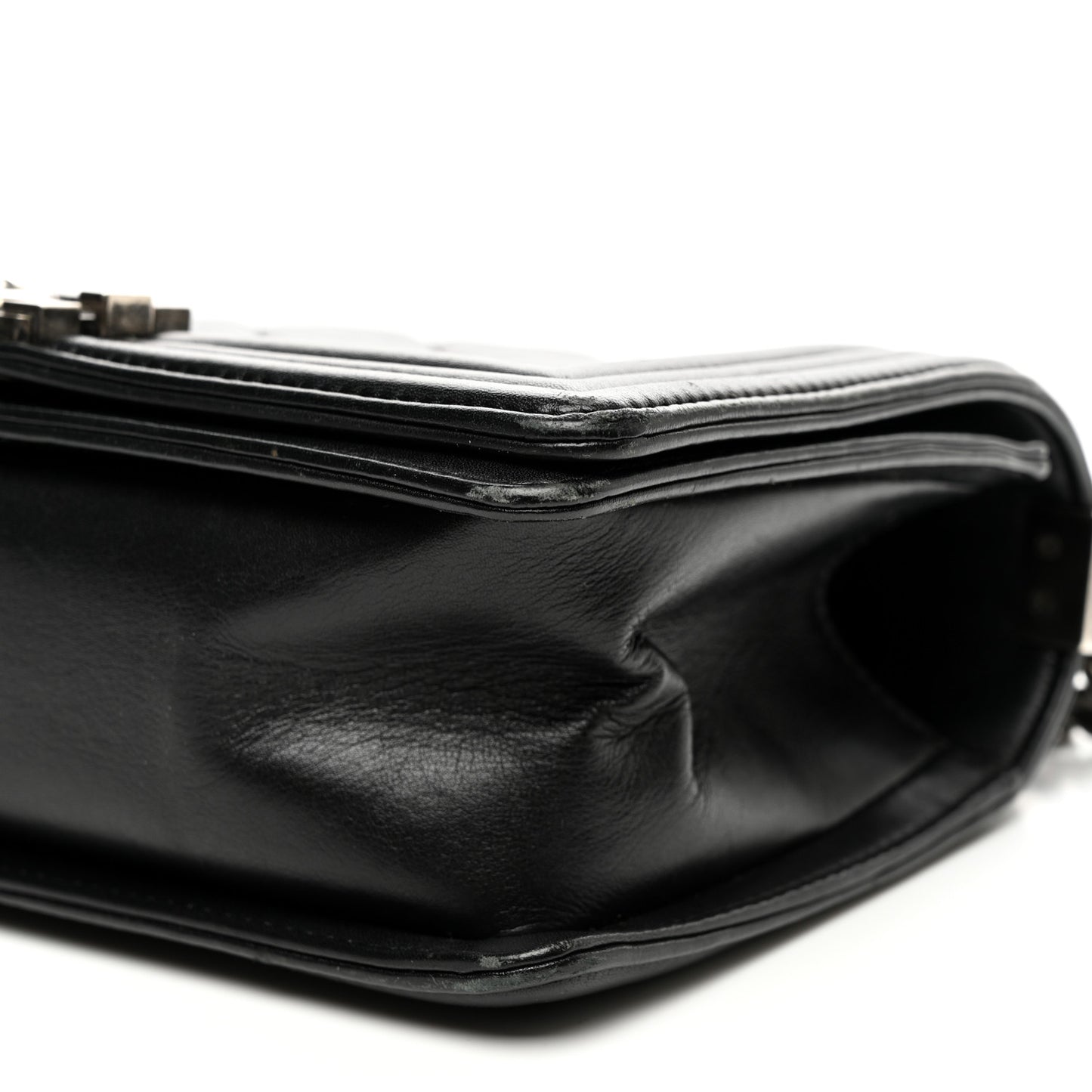 Calfskin Quilted Medium Boy Flap Black