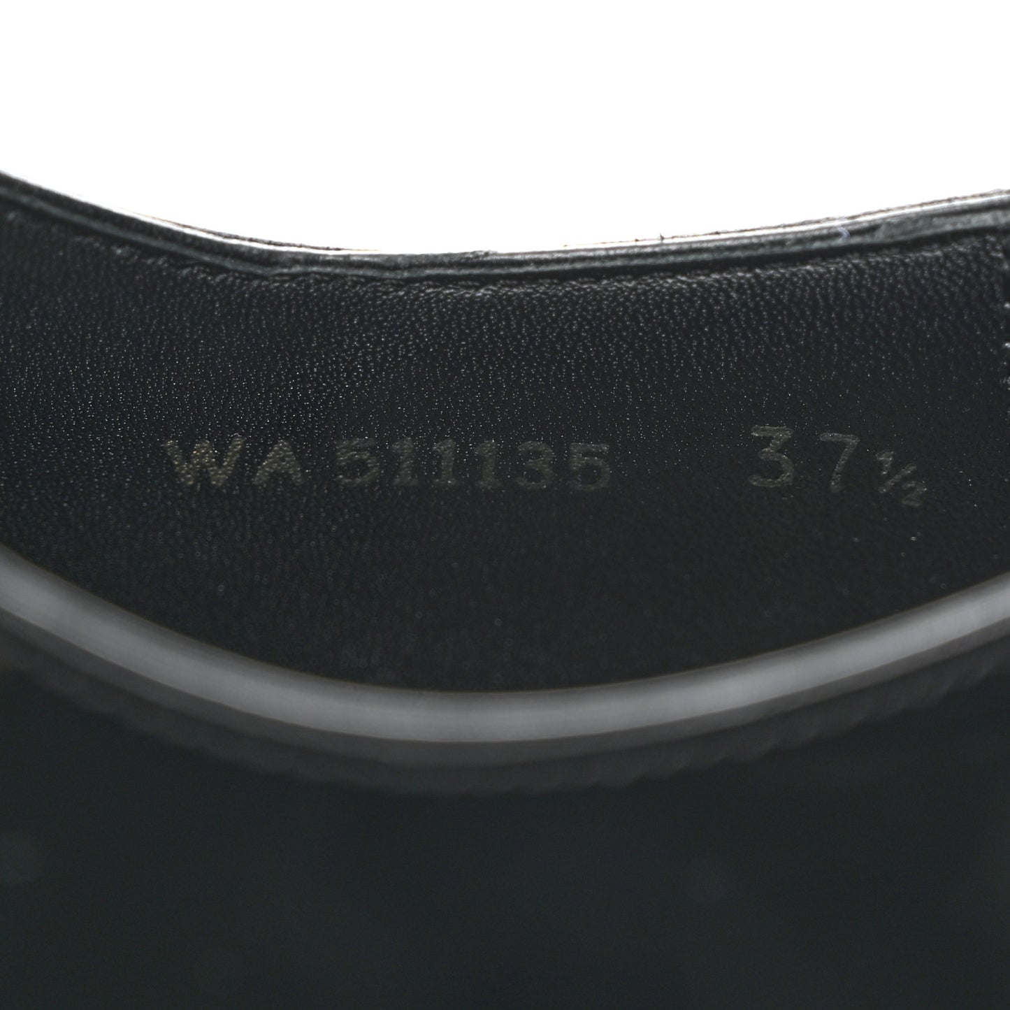 Patent Calfskin Montaigne 25 Uniform 37.5 Black