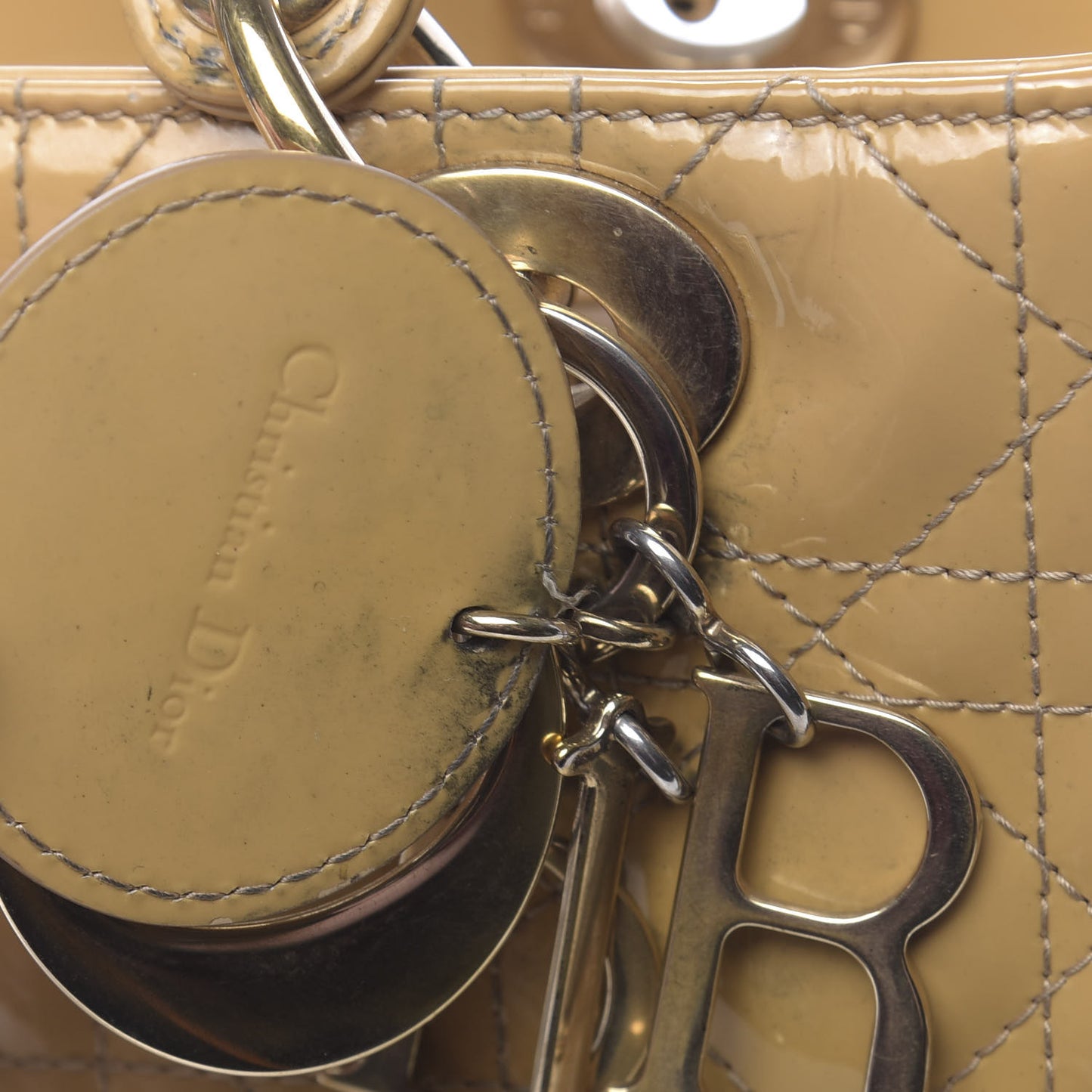 Patent Cannage Medium Lady Dior Beige