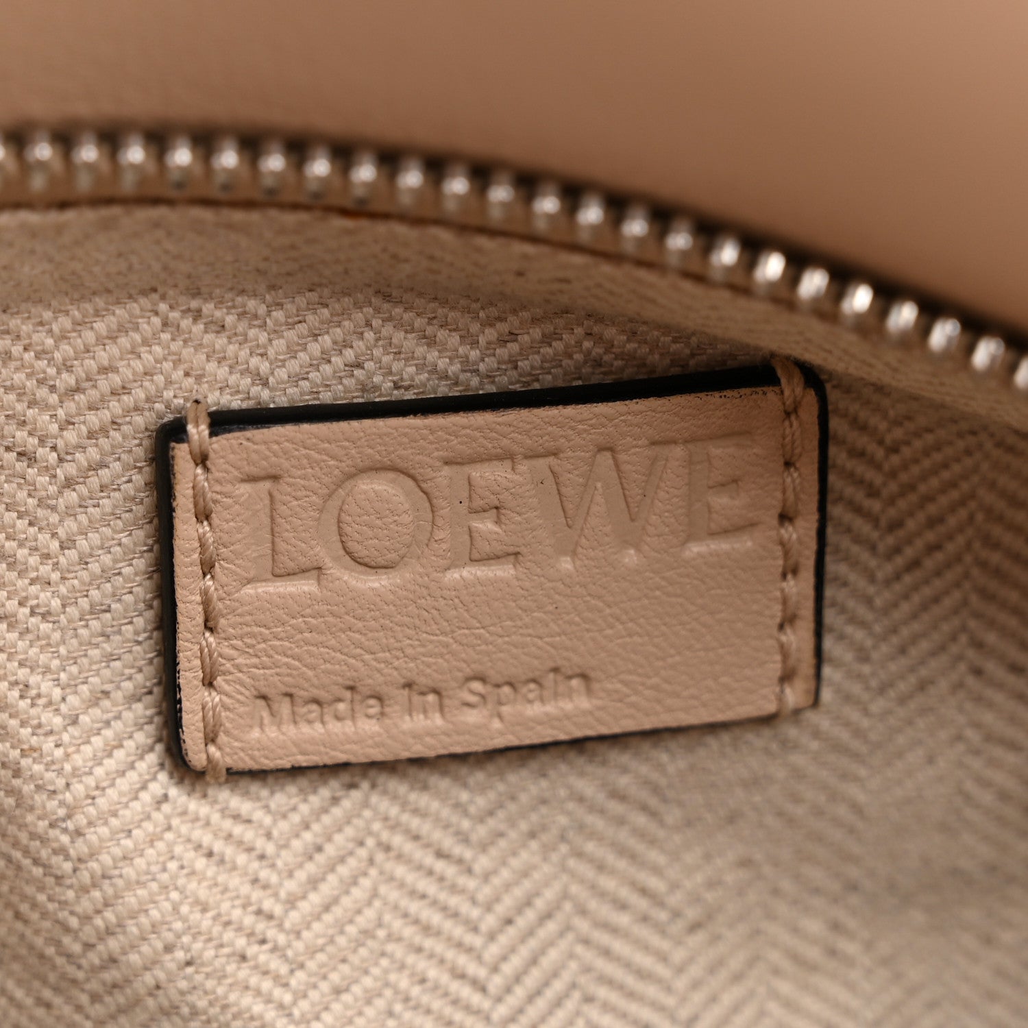 Loewe Calfskin Small Puzzle Bag Ash 6 of 13