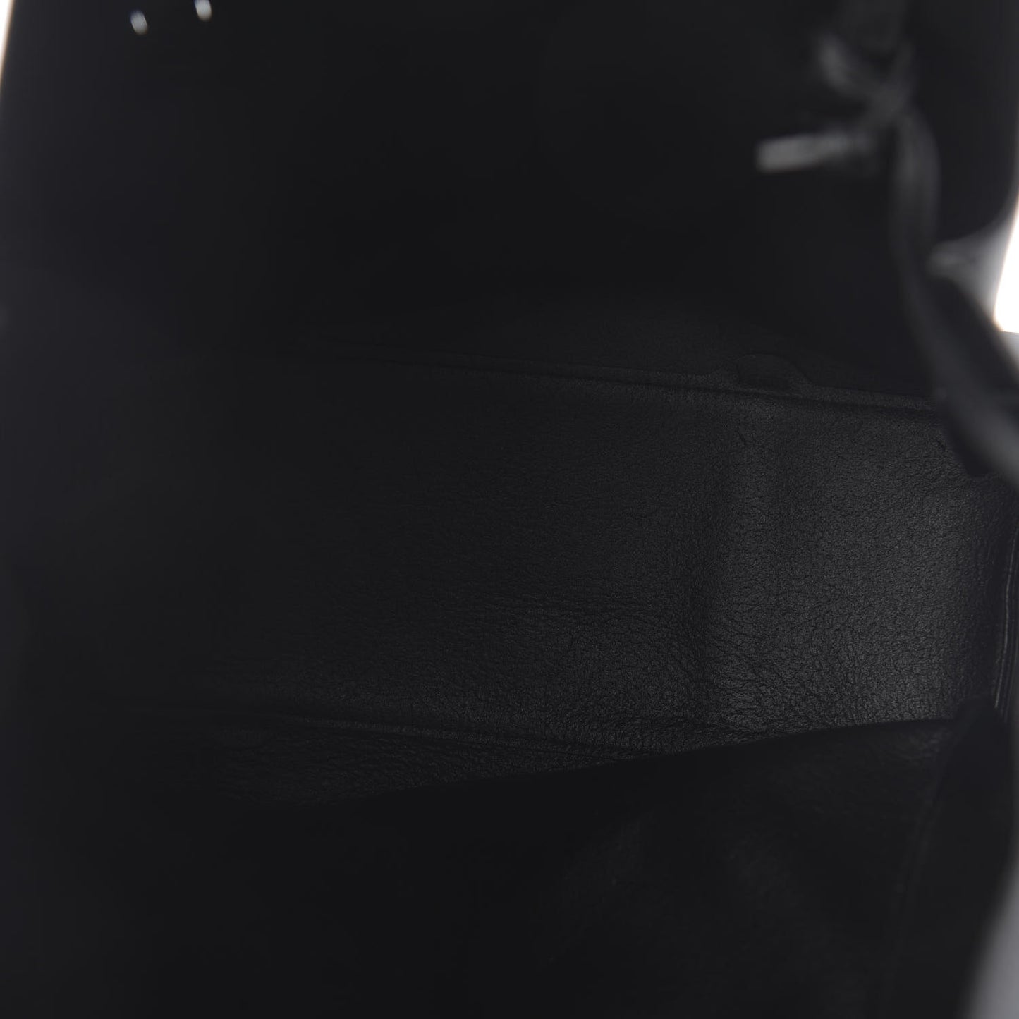 Pebbled Calfskin Medium Everyday Tote Black