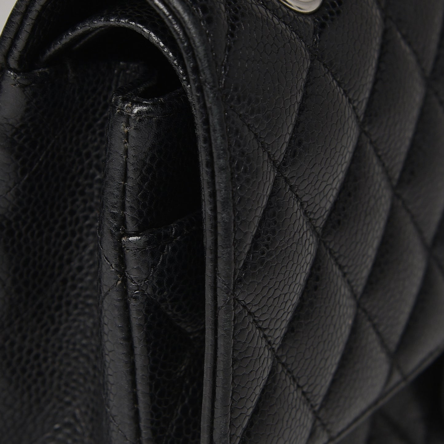 Caviar Quilted Medium Double Flap Black