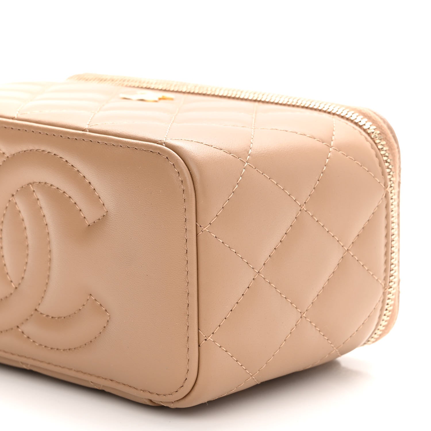 Chanel Lambskin Quilted Pearl Crush Small Vanity Case With Chain Beige 10 of 11