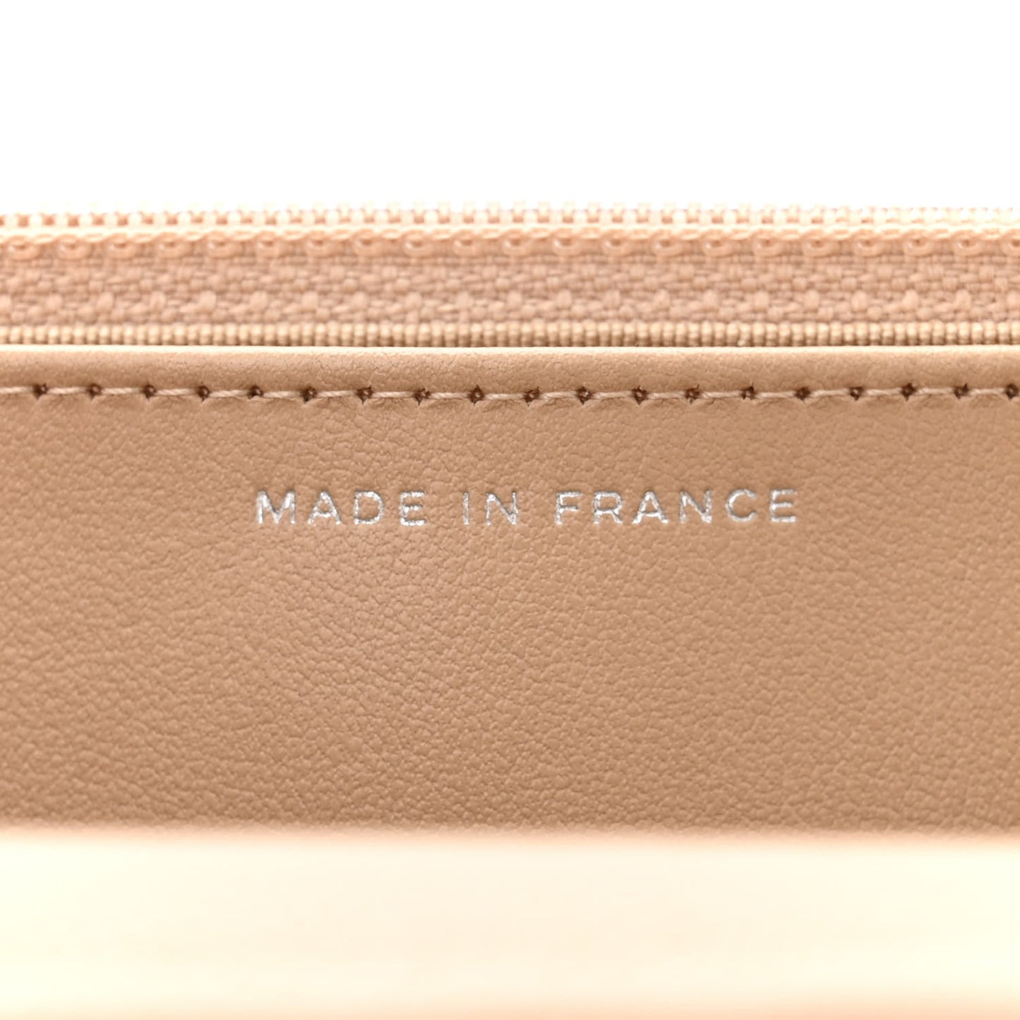 Caviar Quilted Wallet on Chain WOC Beige