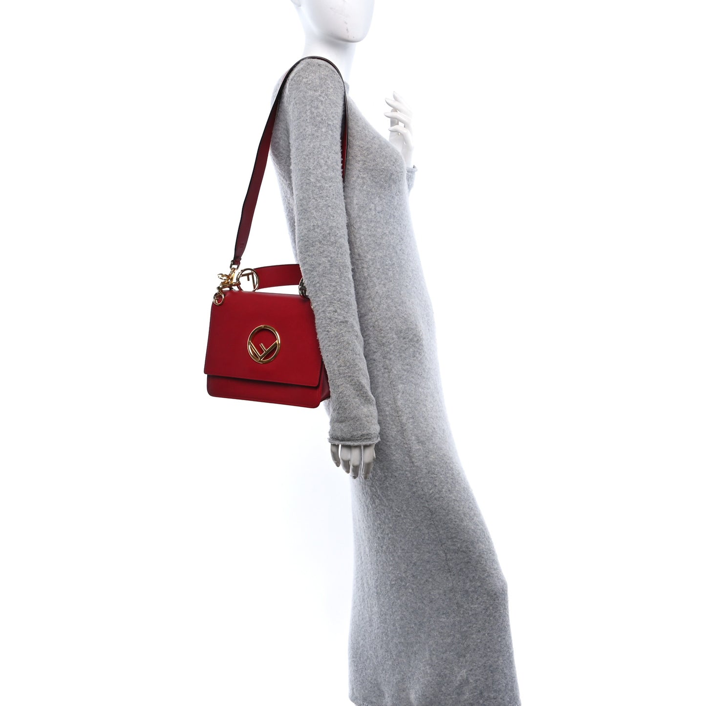Vitello Century Opaco F is Fendi Kan I Shoulder Fragola