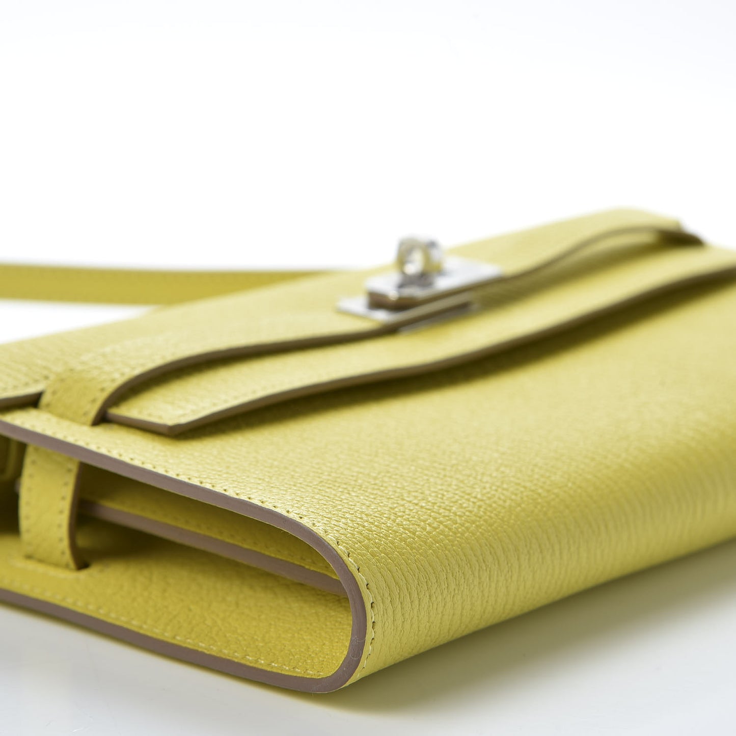 Chevre Mysore Kelly Wallet To Go Lime