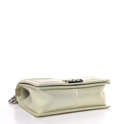 Chanel Iridescent Lambskin Chevron Quilted Medium Boy Flap Green 4 of 11