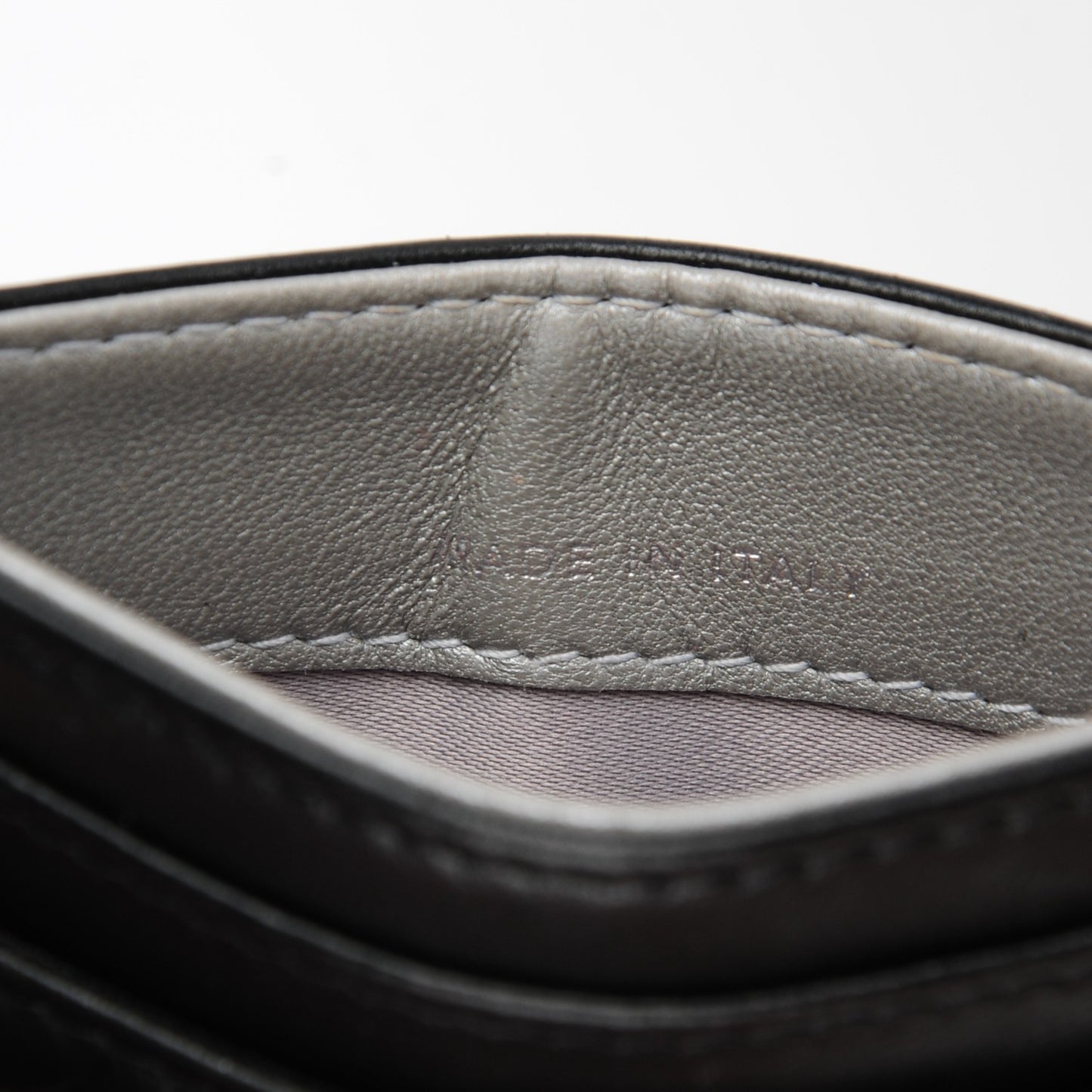 Lambskin Camellia Embossed Card Holder Black