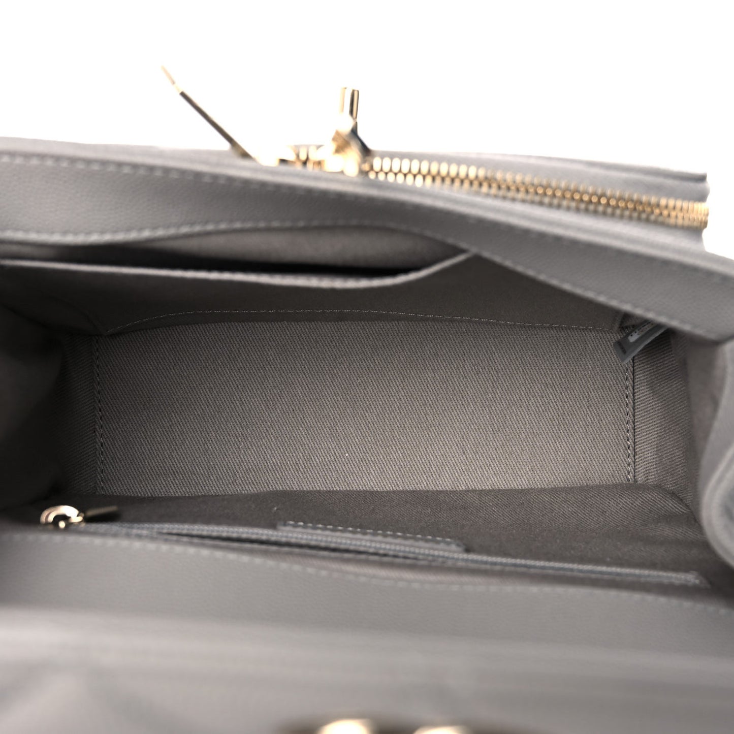 Caviar Quilted Medium Business Affinity Flap Grey