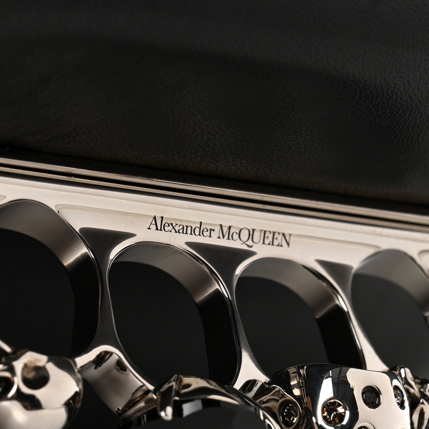 Alexander McQueen Nappa Skull Four Ring Clutch Black 7 of 9