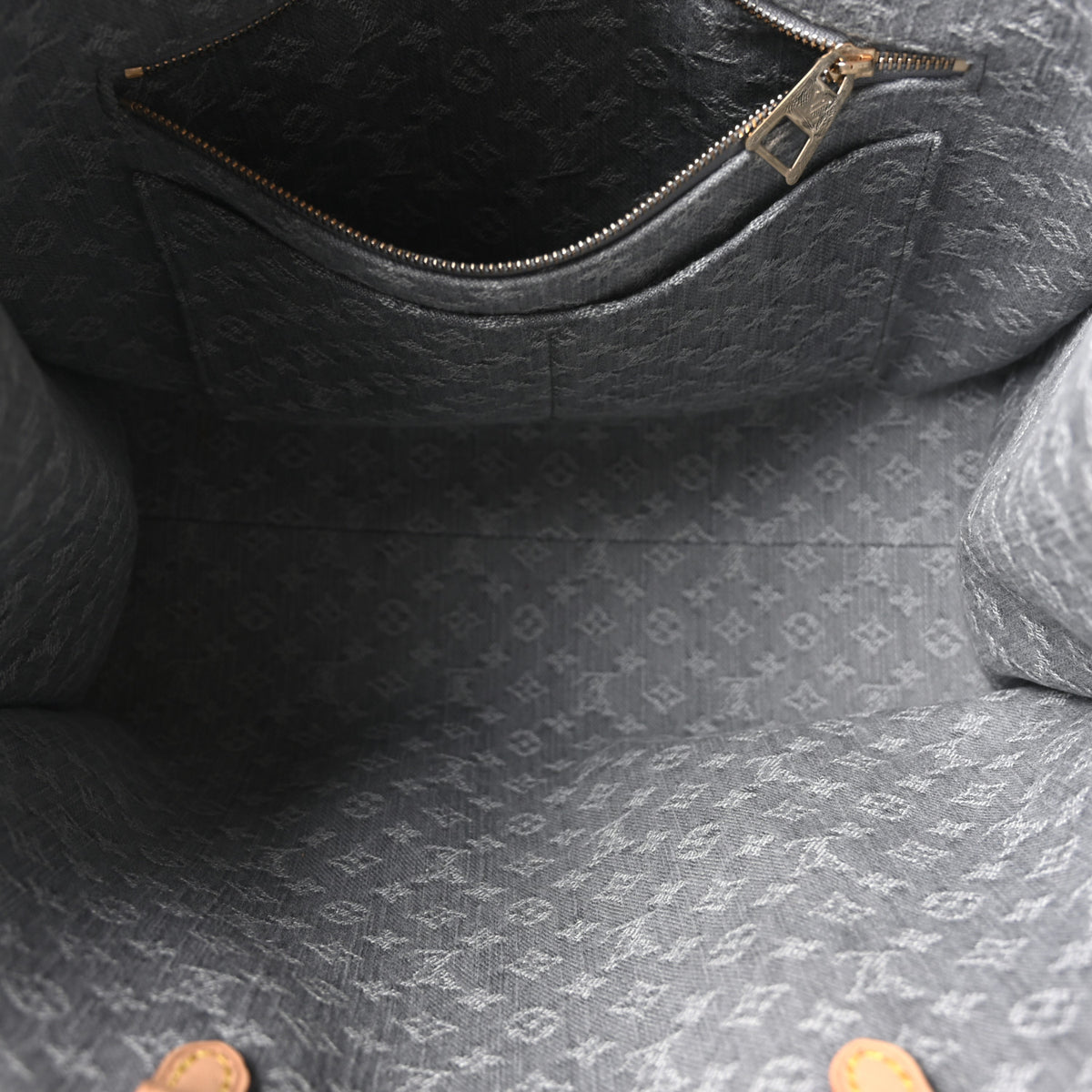 Monogram Denim Onthego MM Washed Gray
