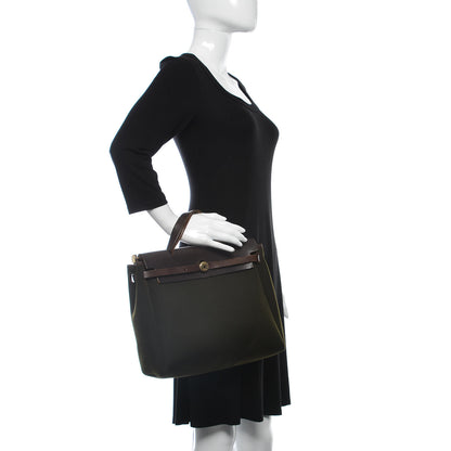 Hermes Vache Hunter Vibrato Herbag PM Ebene 2 of 17