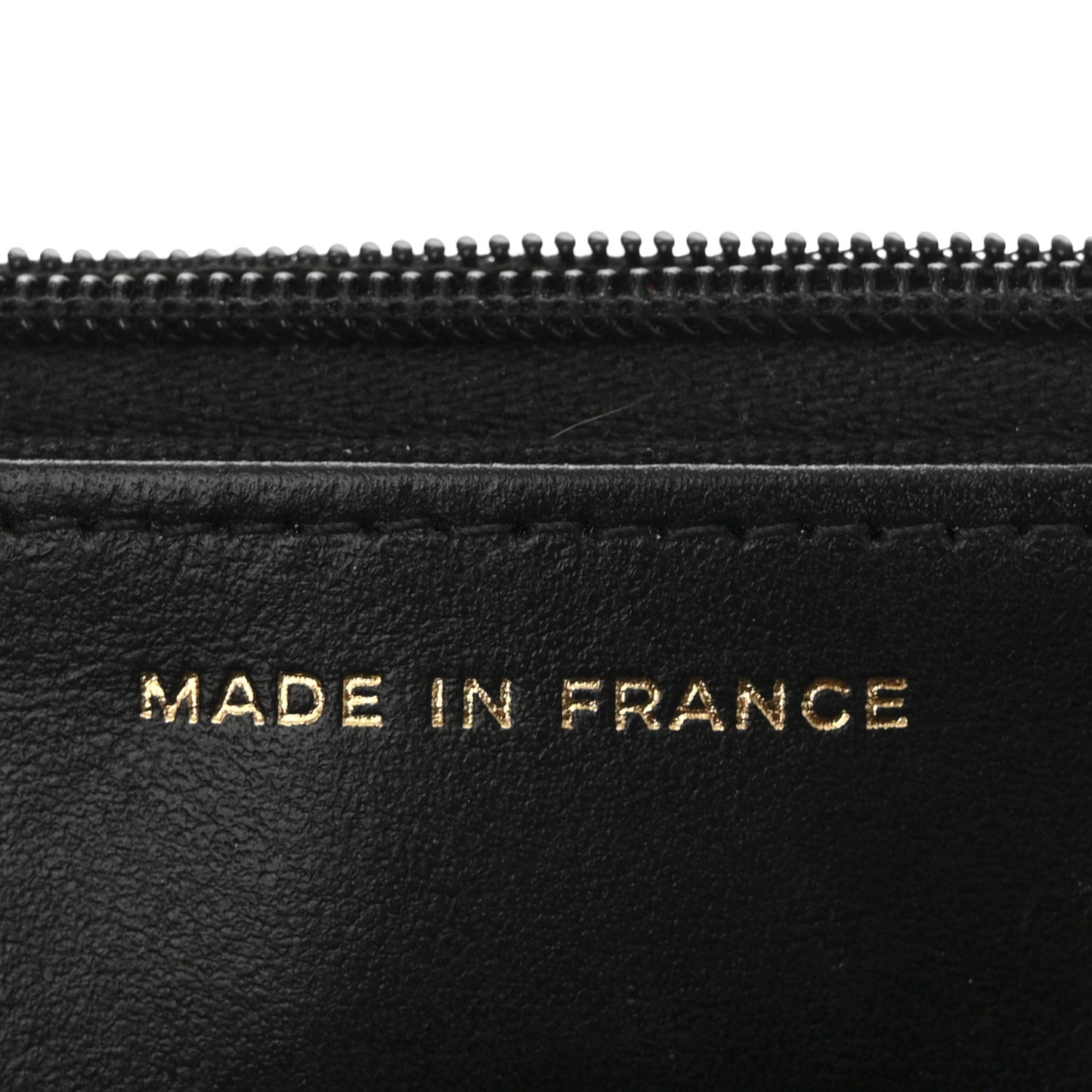 Caviar Quilted Textured CC Wallet On Chain WOC Black