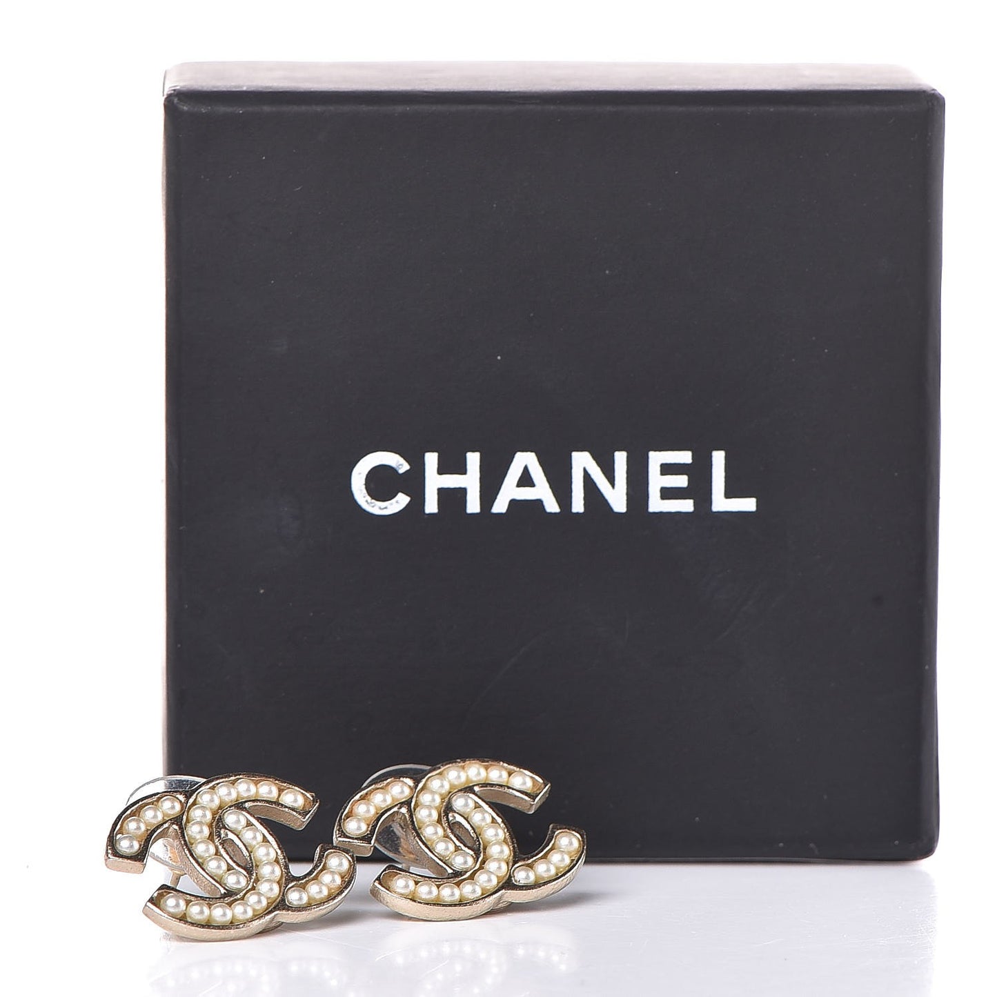 Pearl CC Earrings Gold