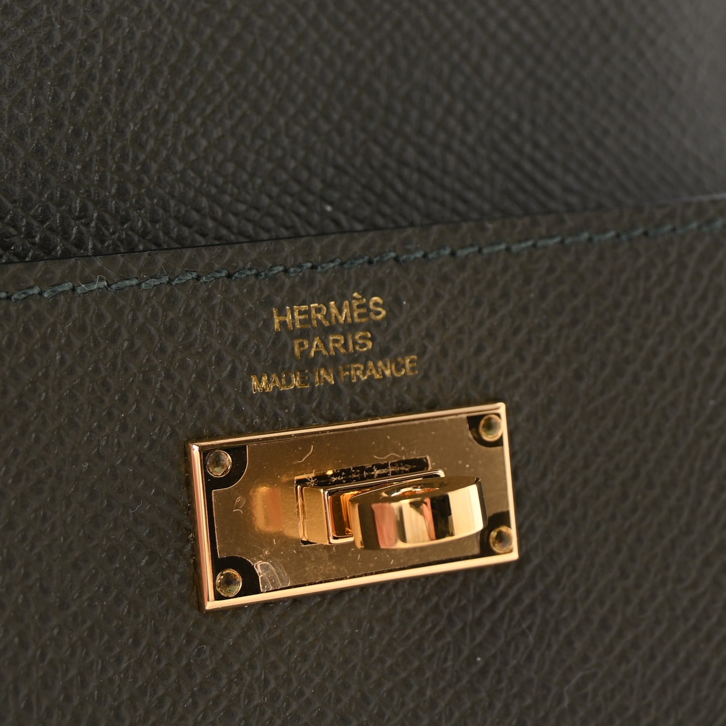 Epsom Kelly Pocket Compact Wallet Vert De Gris