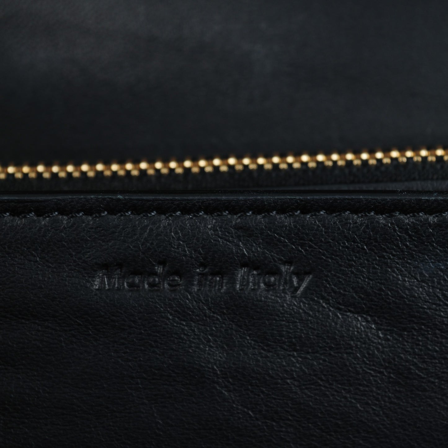 Box Calfskin Medium Classic Box Flap Bag Black