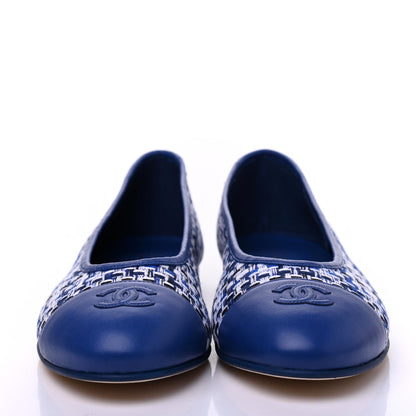 Chanel Tweed Lambskin CC Cap Toe Ballerina Flats 40 White Blue 2 of 9