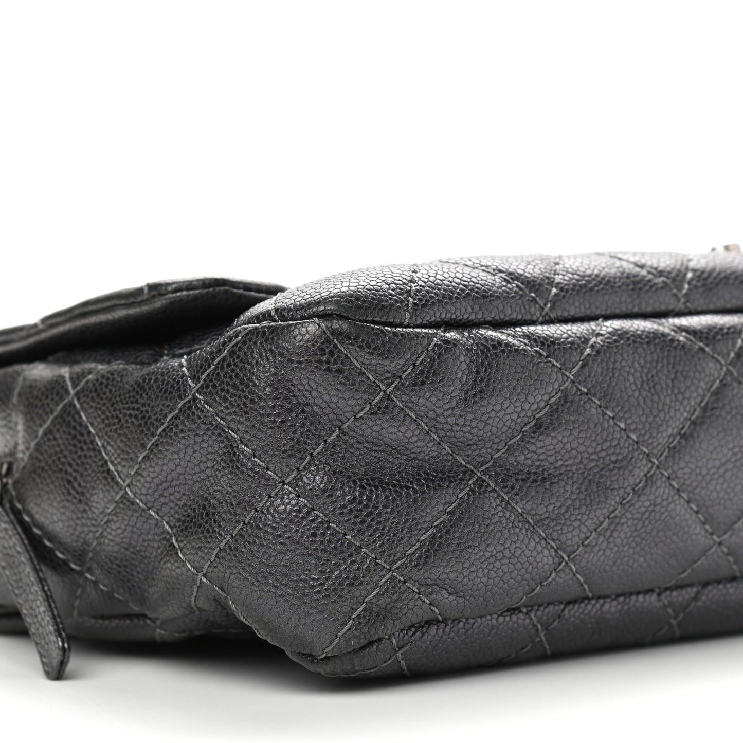 Iridescent Caviar Quilted Large Chic Flap Grey