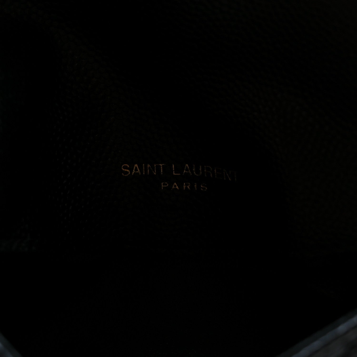 Saint Laurent Grain De Poudre Matelasse Chevron Monogram Compact Wallet Black 13 of 20