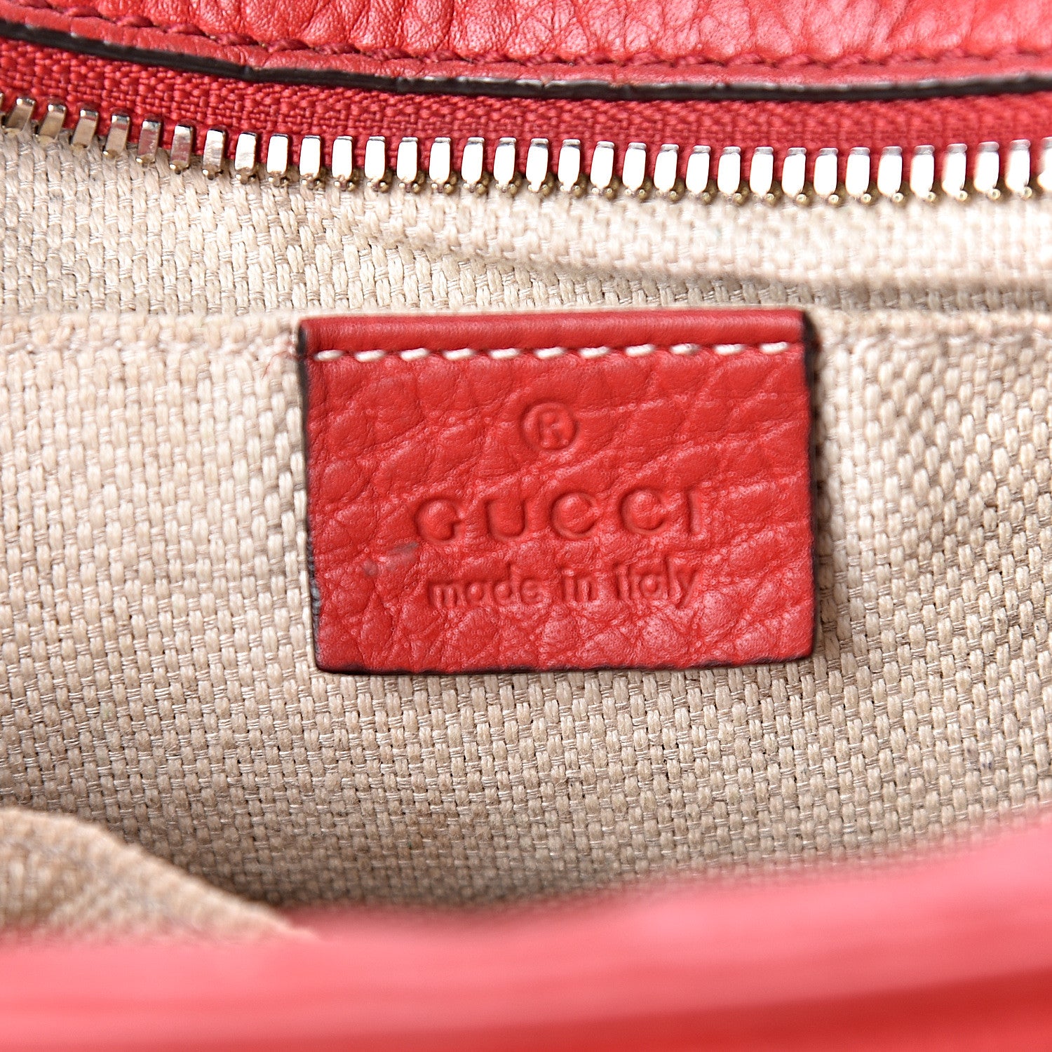 Gucci Pebbled Calfskin Small Soho Disco Bag Tabasco Red 6 of 17