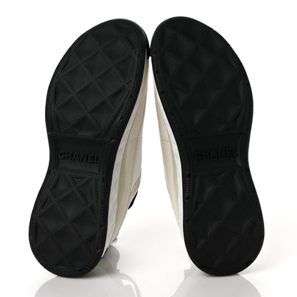 Chanel Velvet Calfskin Mixed Fibers CC Sneakers 39 Ivory Black 6 of 7