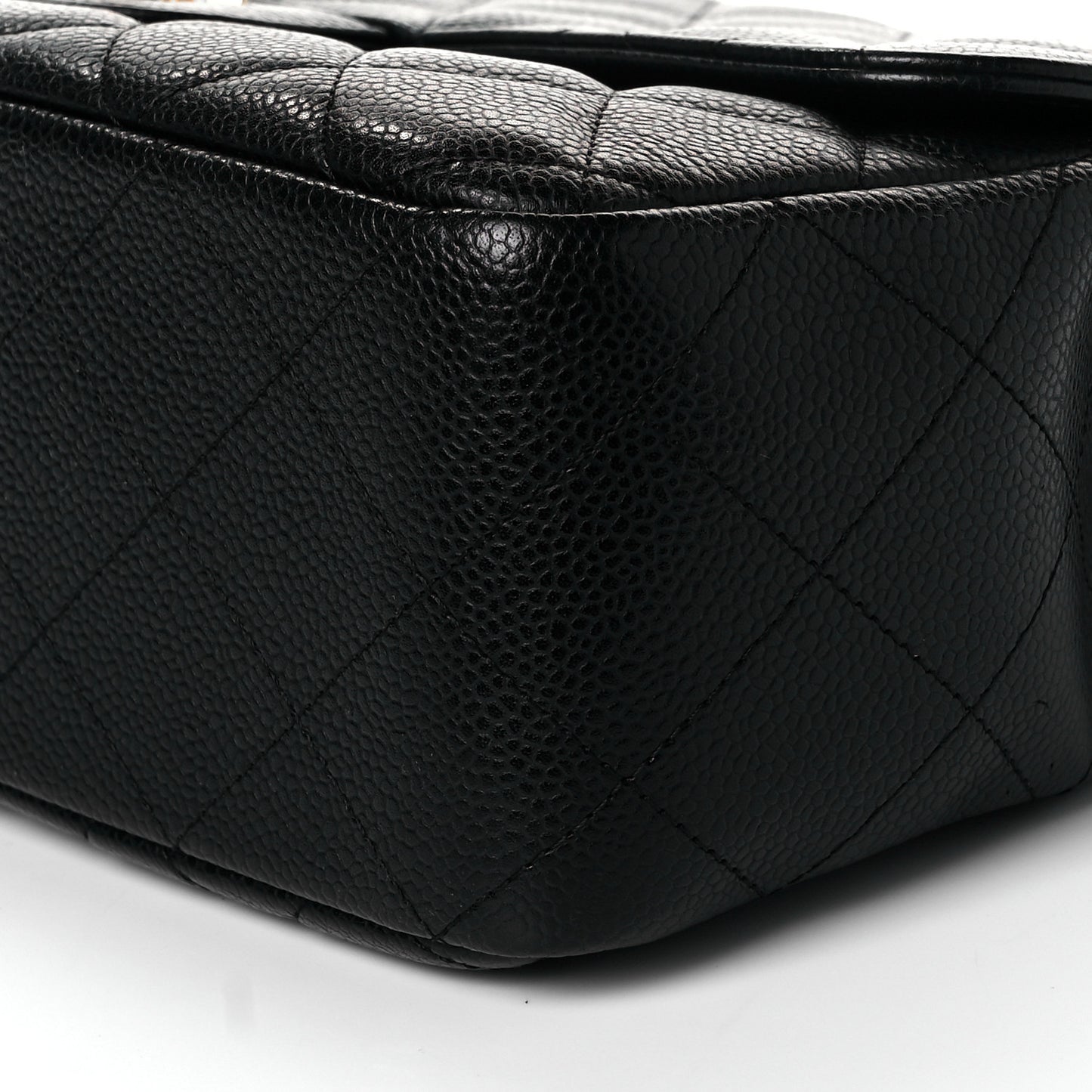 Caviar Quilted Jumbo Single Flap Black