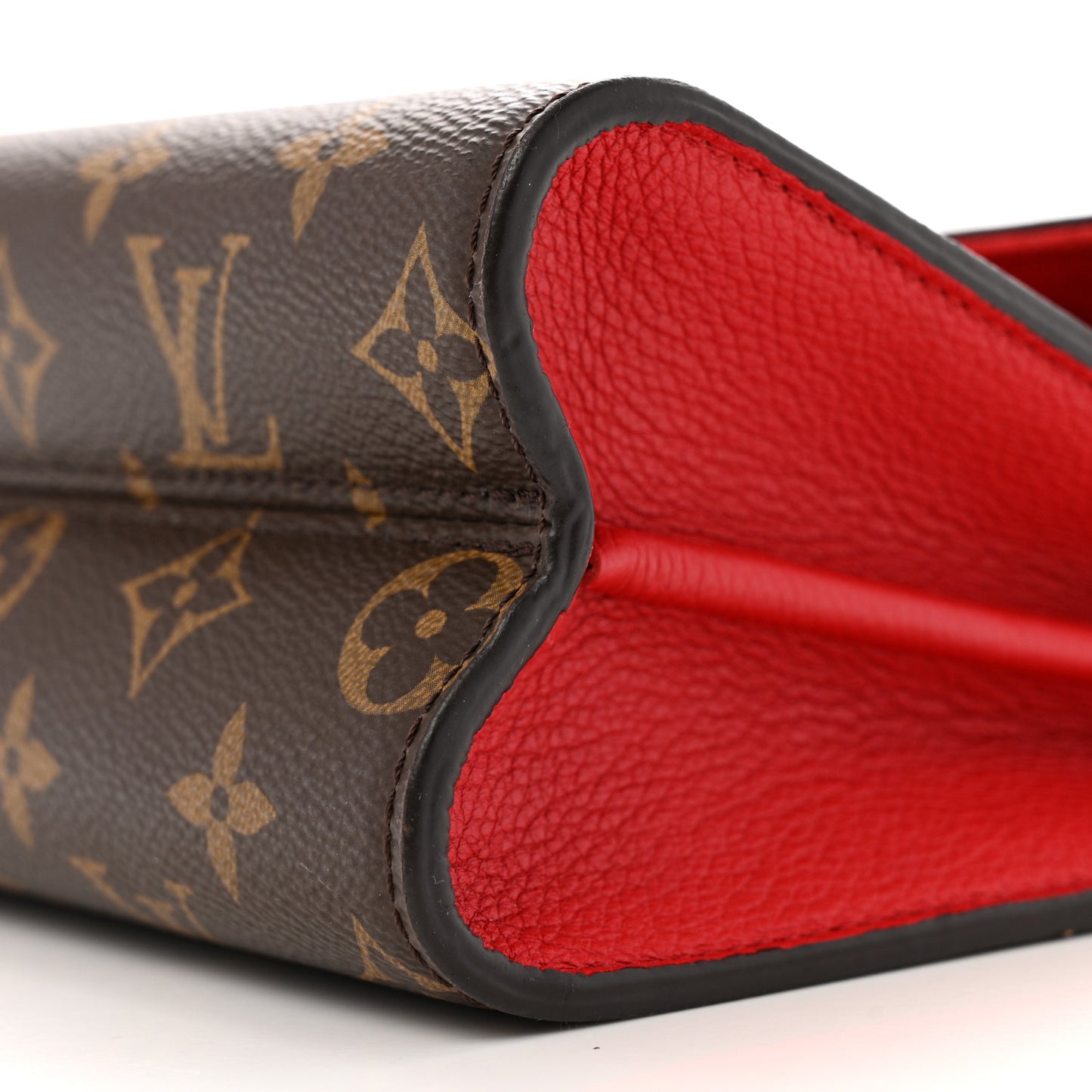 Monogram Victoire Cherry