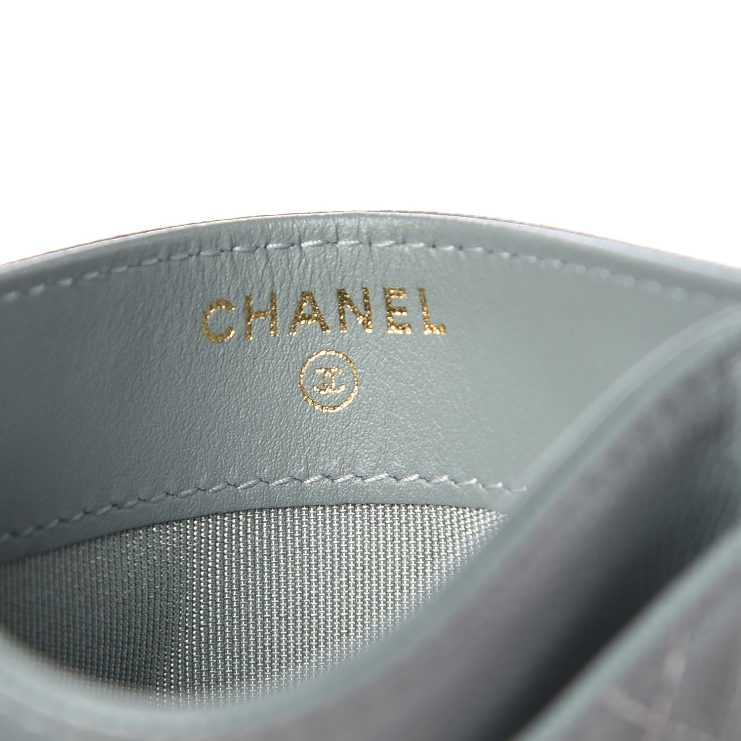 Chanel Iridescent Caviar Quilted Card Holder Light Blue 6 of 9