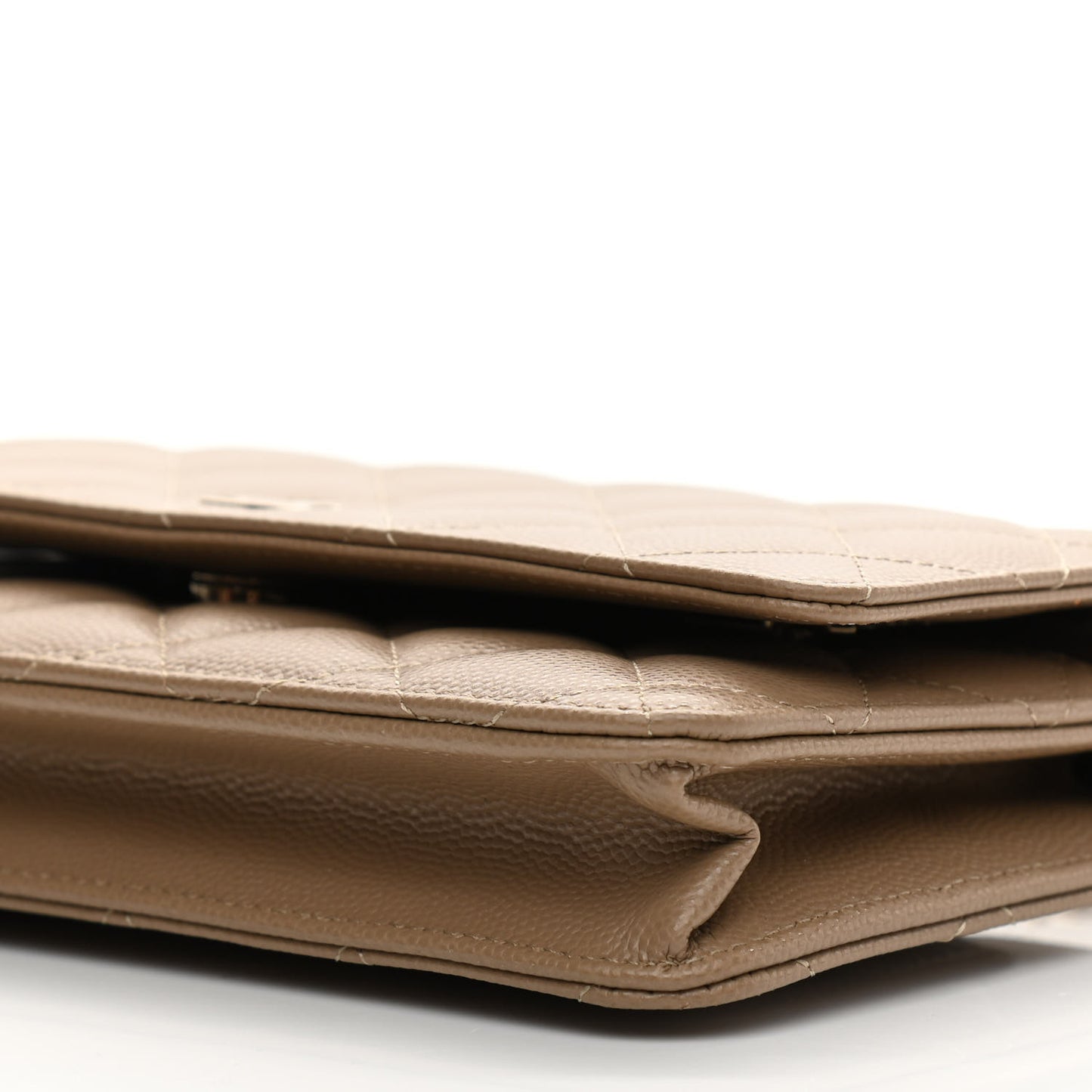 Caviar Quilted Wallet On Chain WOC Beige