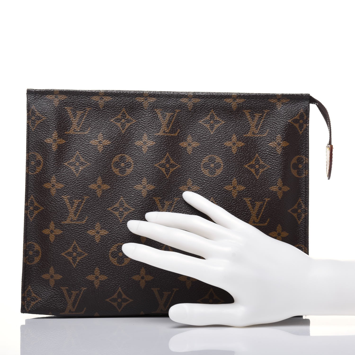 Louis Vuitton Monogram Toiletry Pouch 26 2 of 15