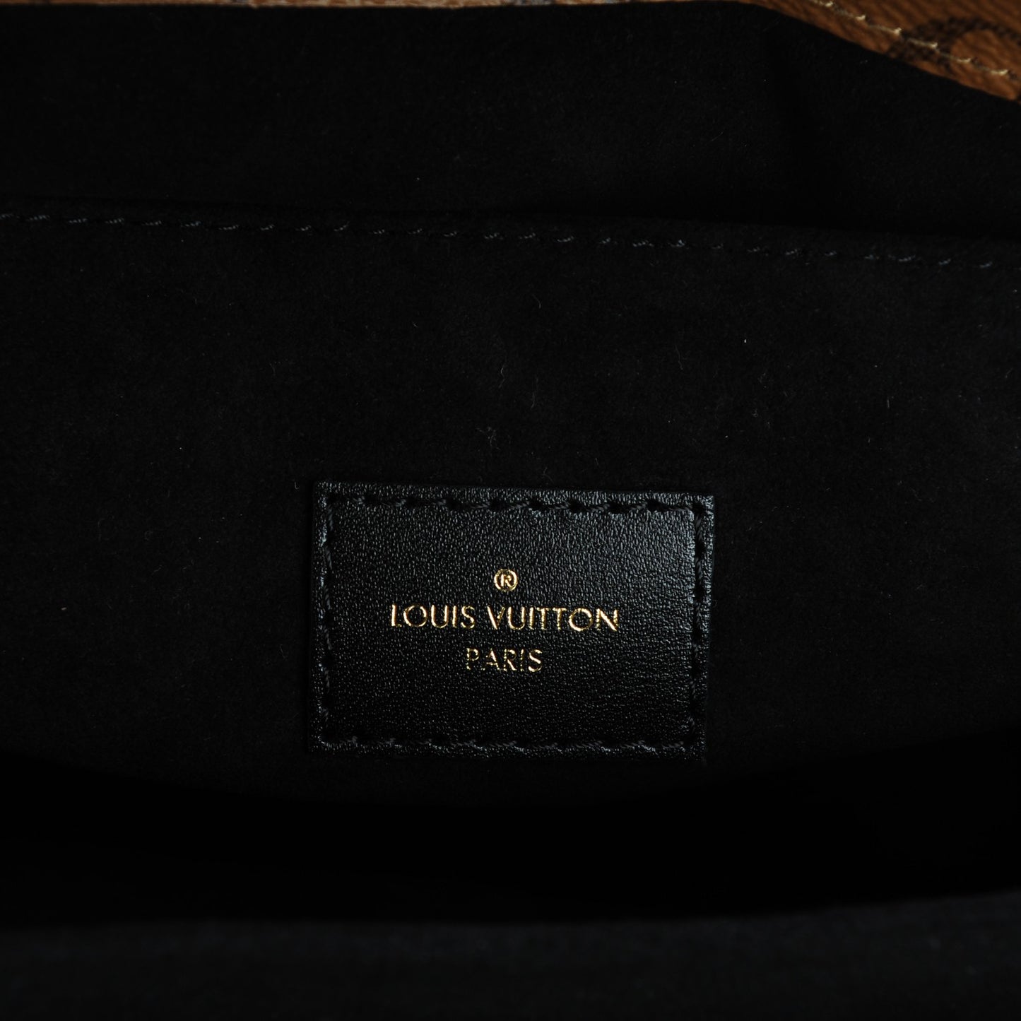 Reverse Monogram Pochette Metis