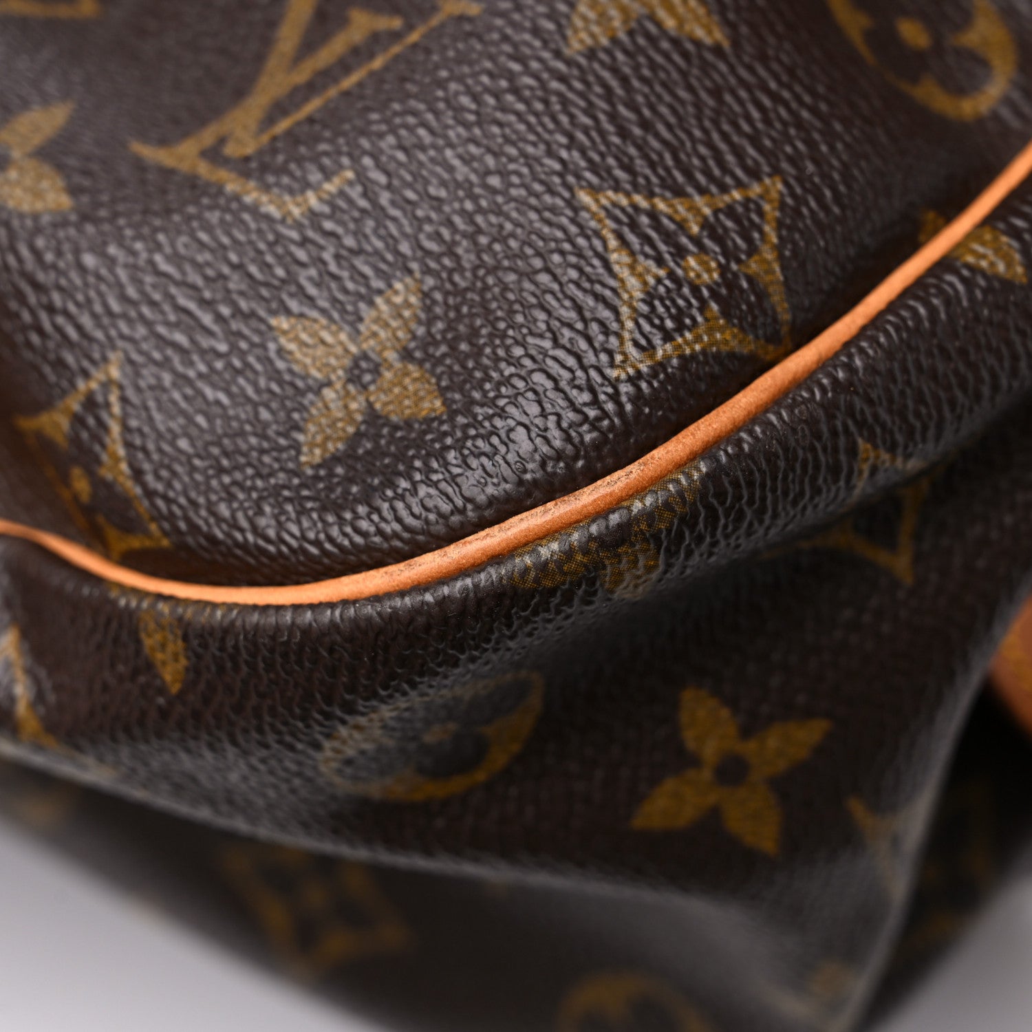 Louis Vuitton Monogram Saumur 35 10 of 27