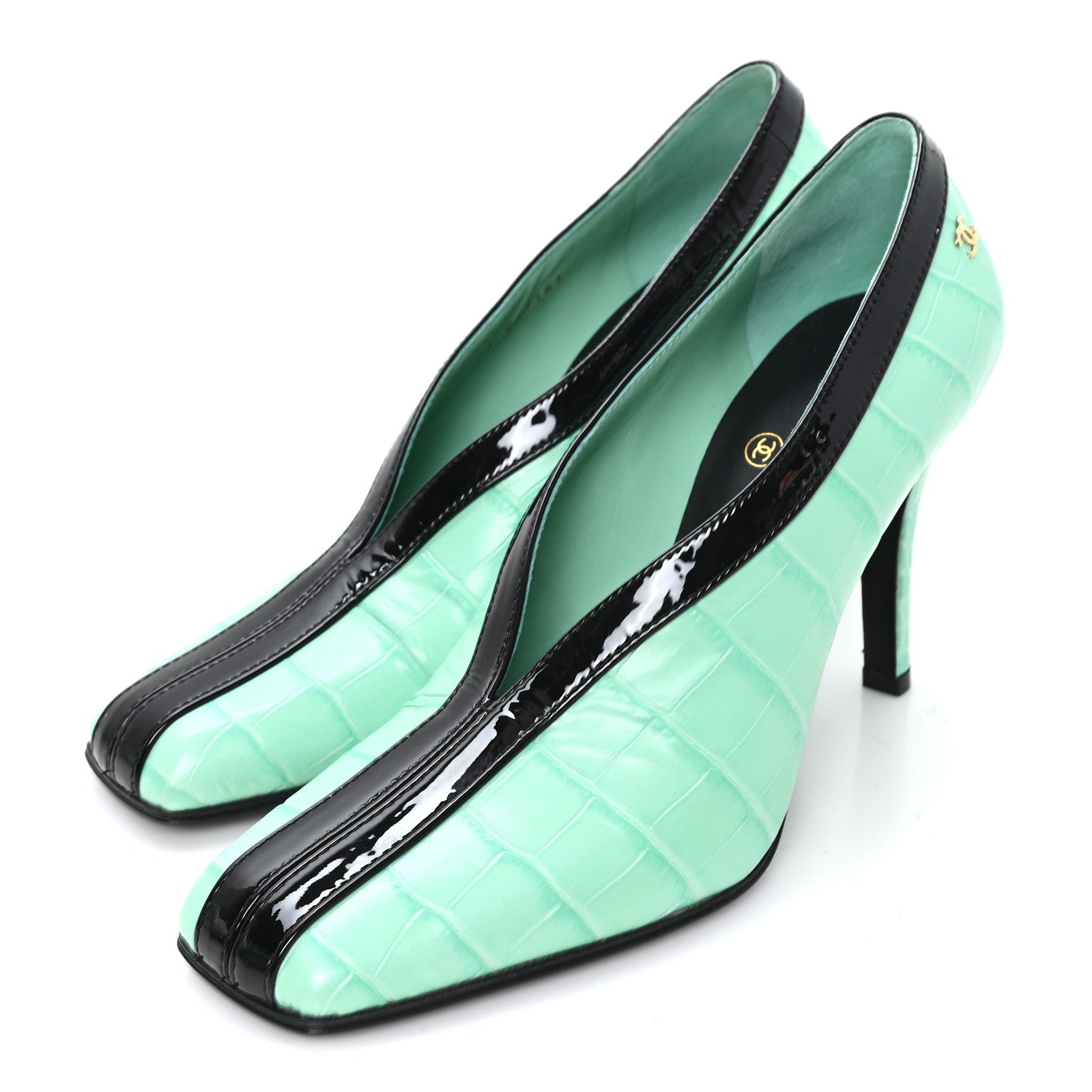 Chanel Crocodile Embossed Patent Calfskin Pumps 37 Green Black 4 of 9